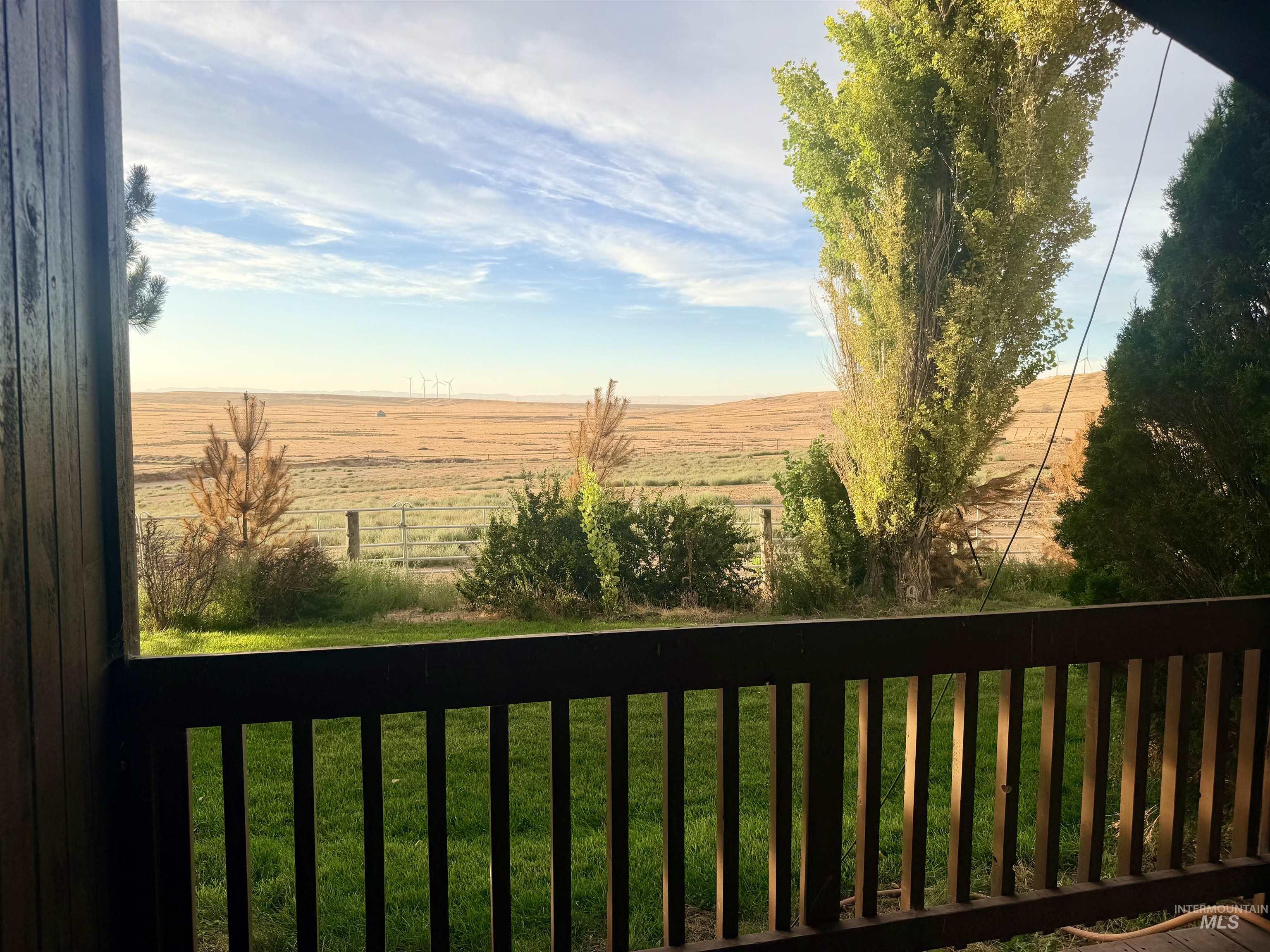 151 E 5600 N, Hagerman, Idaho 83332, 6 Bedrooms, 4 Bathrooms, Farm & Ranch For Sale, Price $1,800,000,MLS 98998526