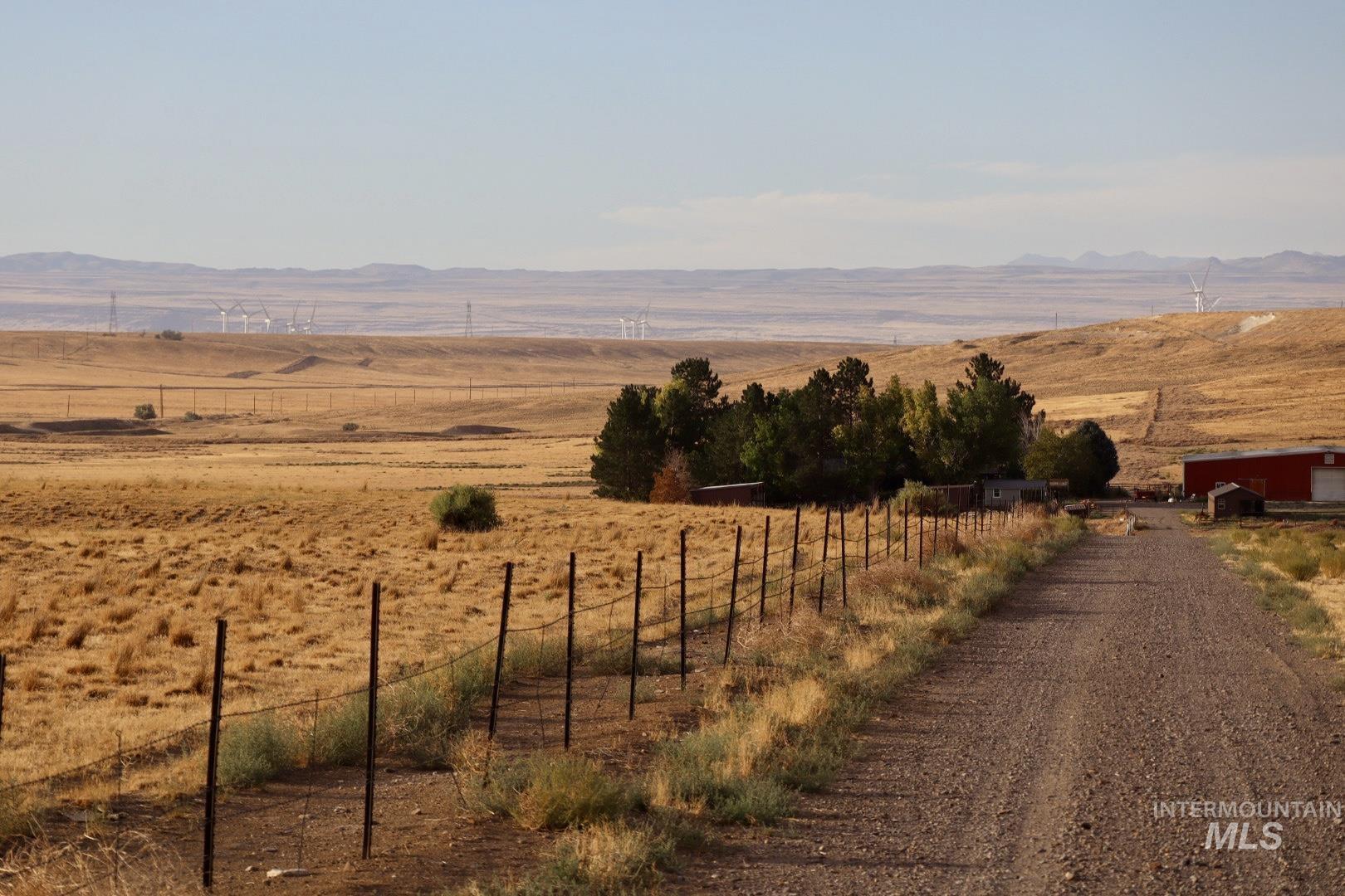 151 E 5600 N, Hagerman, Idaho 83332, 6 Bedrooms, 4 Bathrooms, Farm & Ranch For Sale, Price $1,800,000,MLS 98998526
