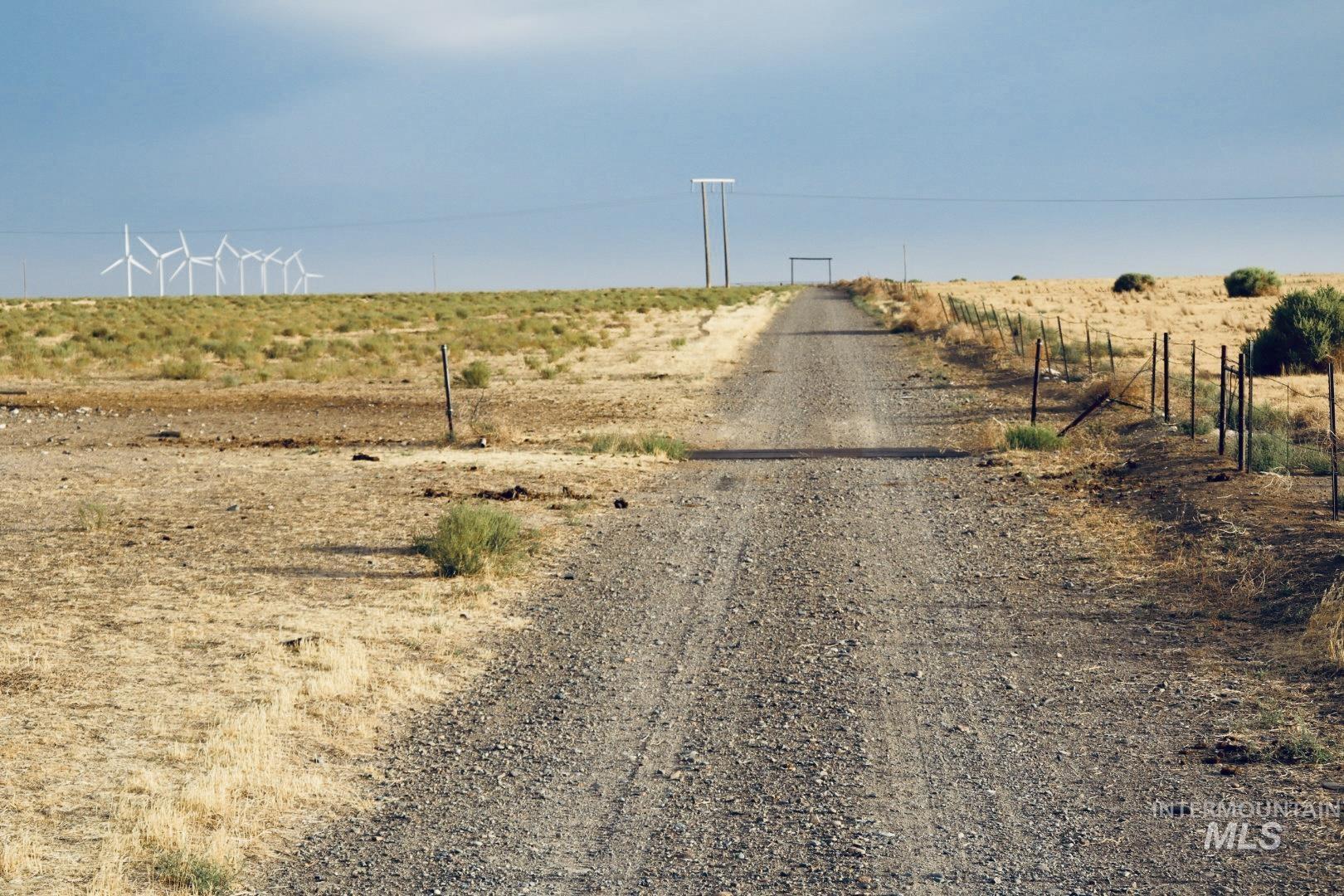 151 E 5600 N, Hagerman, Idaho 83332, 6 Bedrooms, 4 Bathrooms, Farm & Ranch For Sale, Price $1,800,000,MLS 98998526