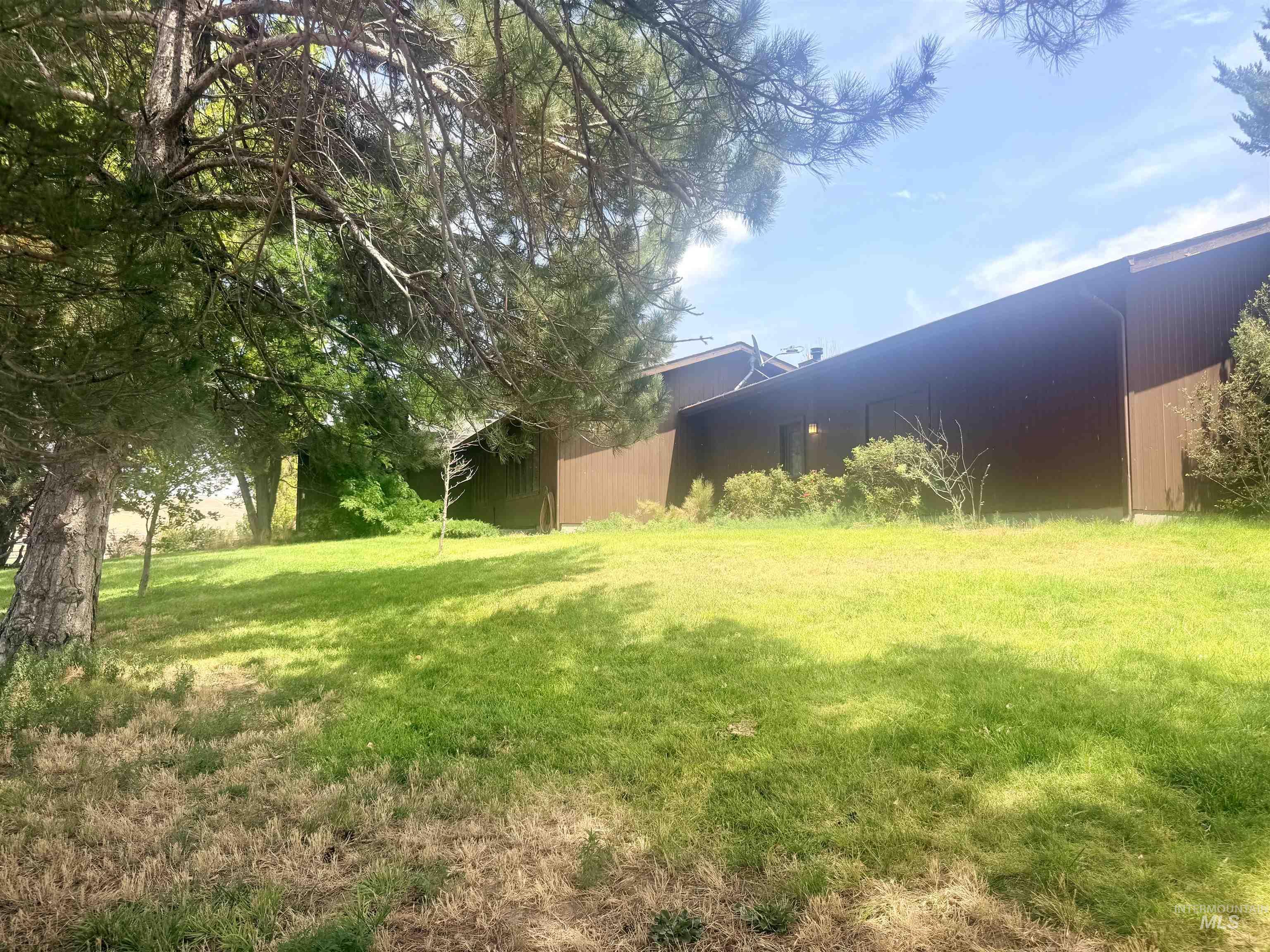 151 E 5600 N, Hagerman, Idaho 83332, 6 Bedrooms, 4 Bathrooms, Farm & Ranch For Sale, Price $1,800,000,MLS 98998526