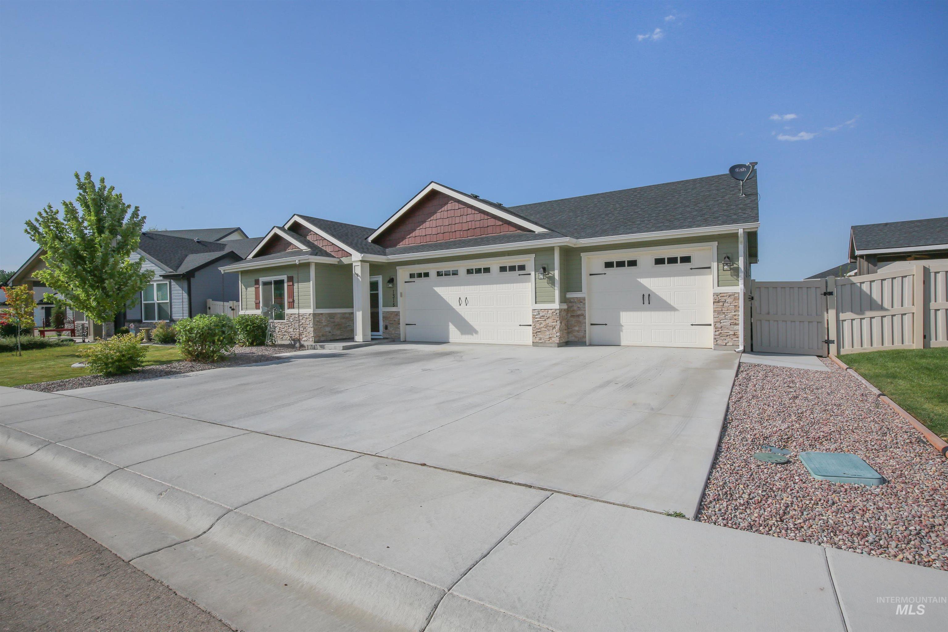 1315 Cantebria Way, Payette, Idaho 83661, 3 Bedrooms, 2.5 Bathrooms, Residential For Sale, Price $495,000,MLS 98998546