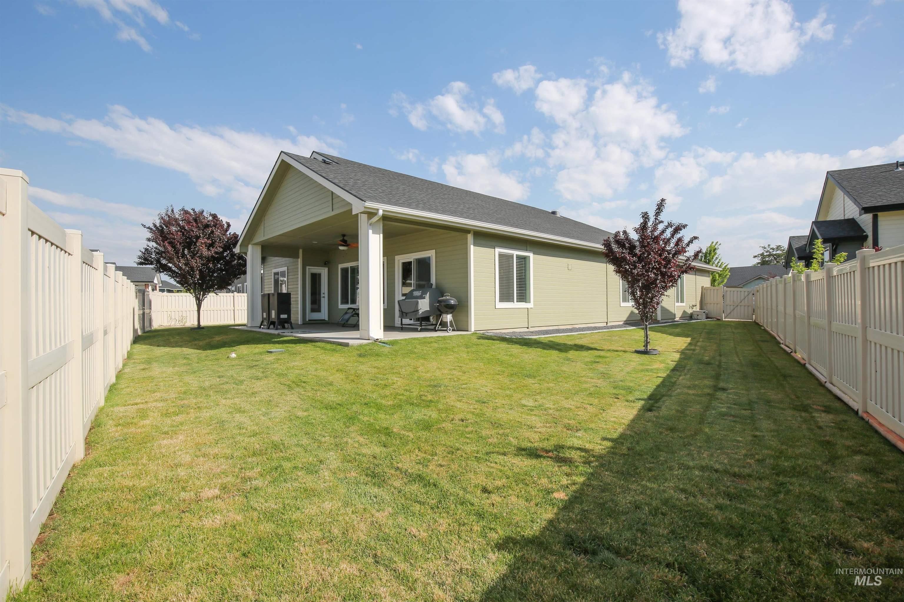 1315 Cantebria Way, Payette, Idaho 83661, 3 Bedrooms, 2.5 Bathrooms, Residential For Sale, Price $495,000,MLS 98998546