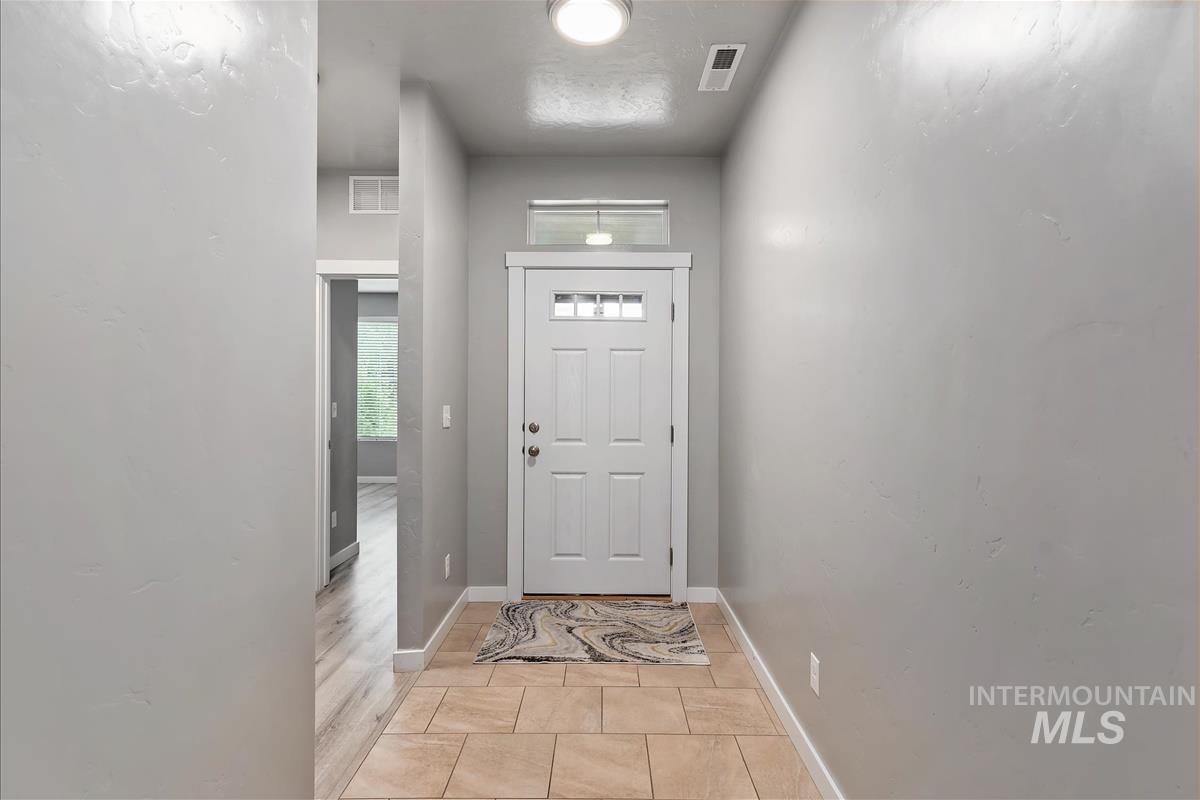 5971 S Chinook Way, Boise, Idaho 83709, 4 Bedrooms, 2 Bathrooms, Residential For Sale, Price $630,000, 98998549
