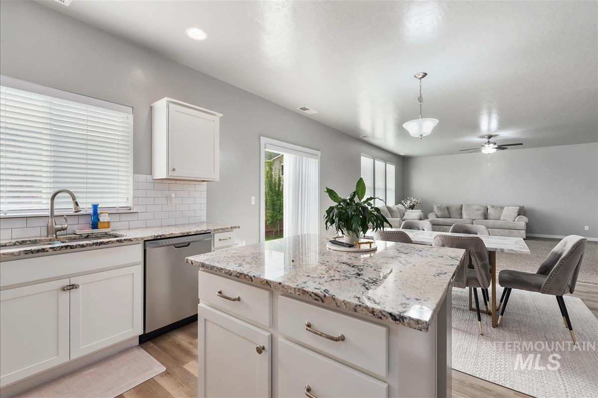 5971 S Chinook Way, Boise, Idaho 83709, 4 Bedrooms, 2 Bathrooms, Residential For Sale, Price $630,000, 98998549