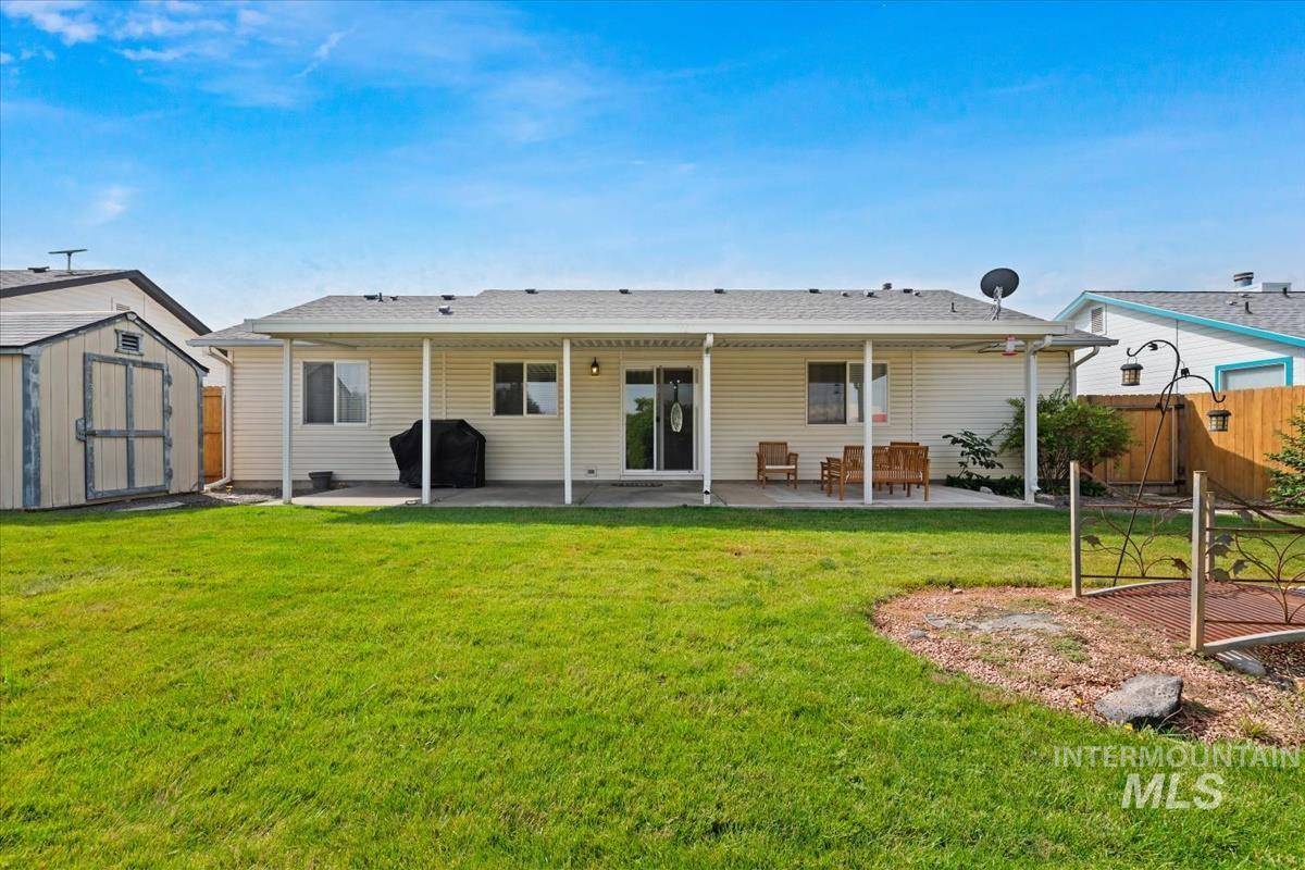 11718 W Gabrielle Ct, Boise, Idaho 83713, 3 Bedrooms, 2 Bathrooms, Residential For Sale, Price $449,900,MLS 98998554