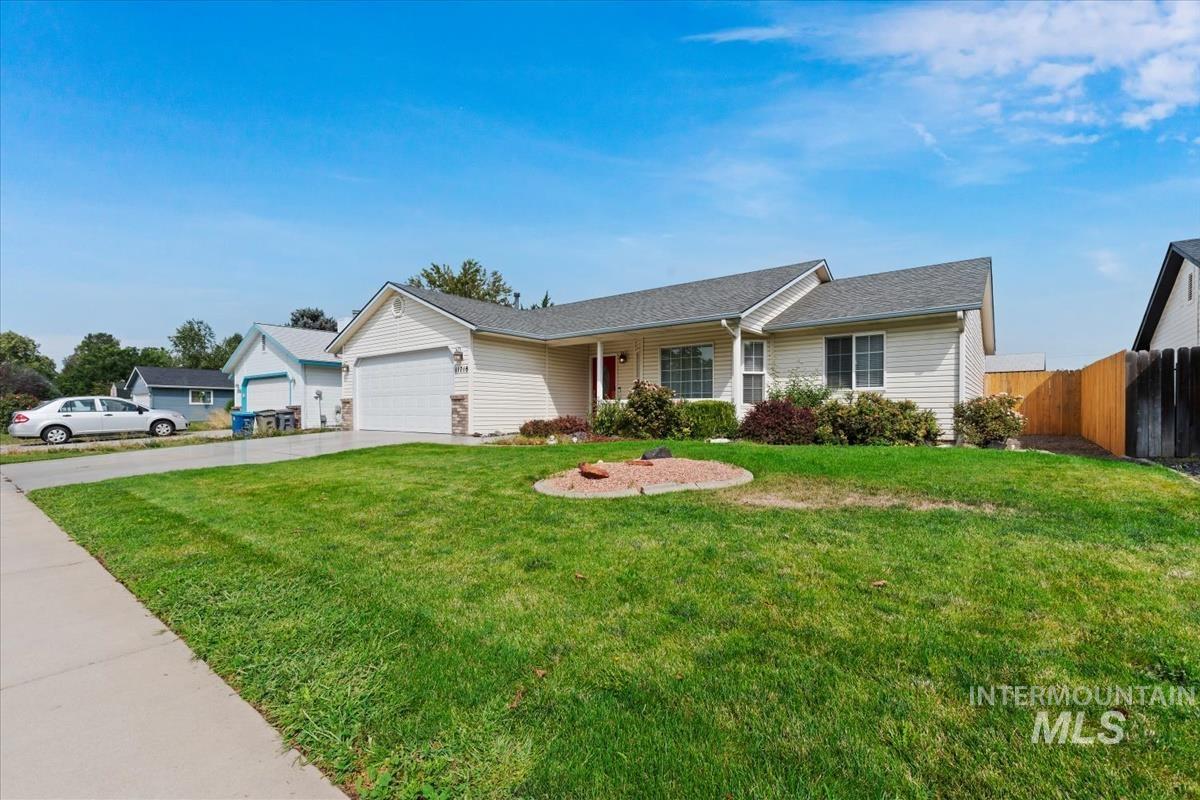 11718 W Gabrielle Ct, Boise, Idaho 83713, 3 Bedrooms, 2 Bathrooms, Residential For Sale, Price $449,900,MLS 98998554