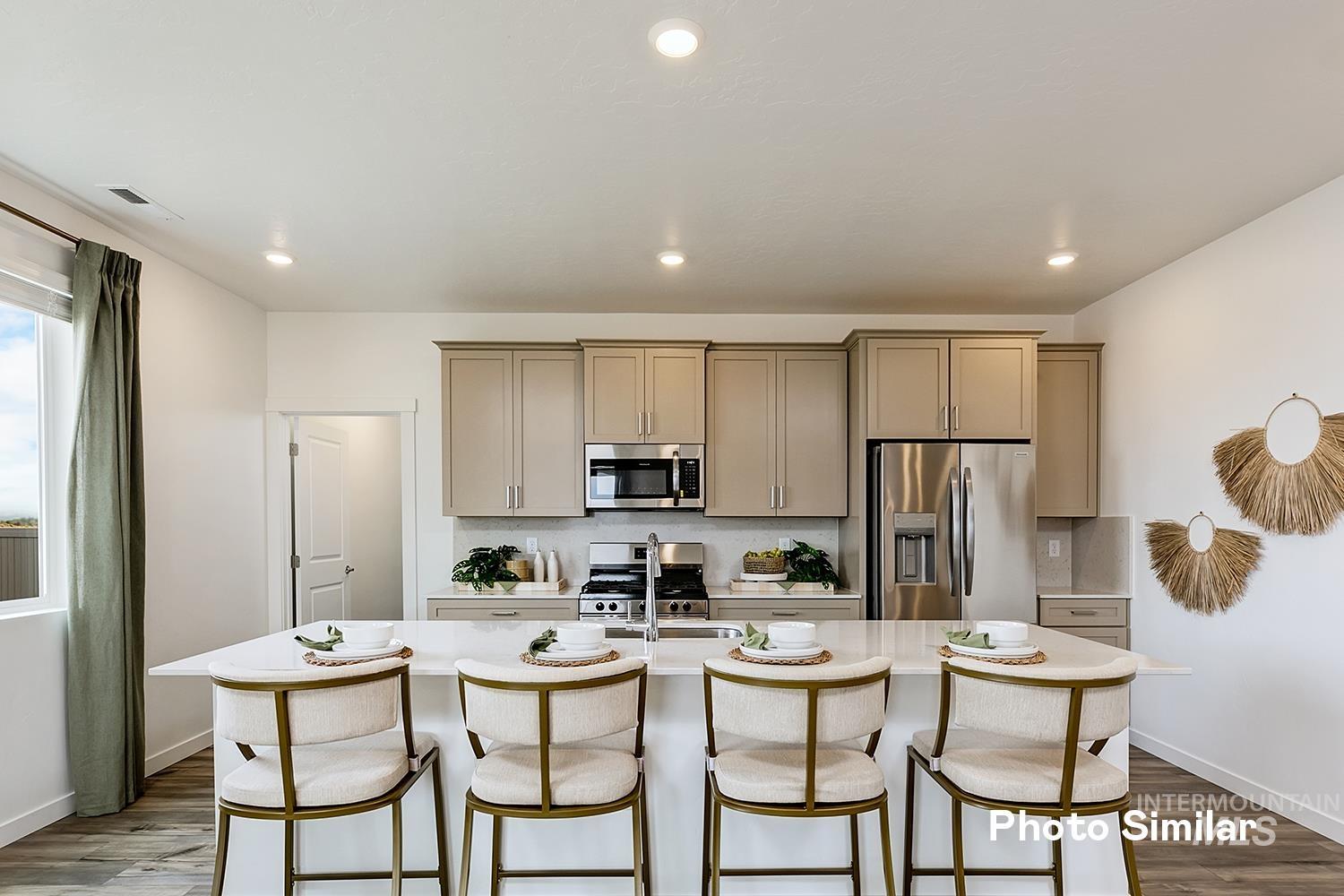 6962 N Beau Ave, Meridian, Idaho 83646, 5 Bedrooms, 3 Bathrooms, Residential For Sale, Price $573,900,MLS 98998557