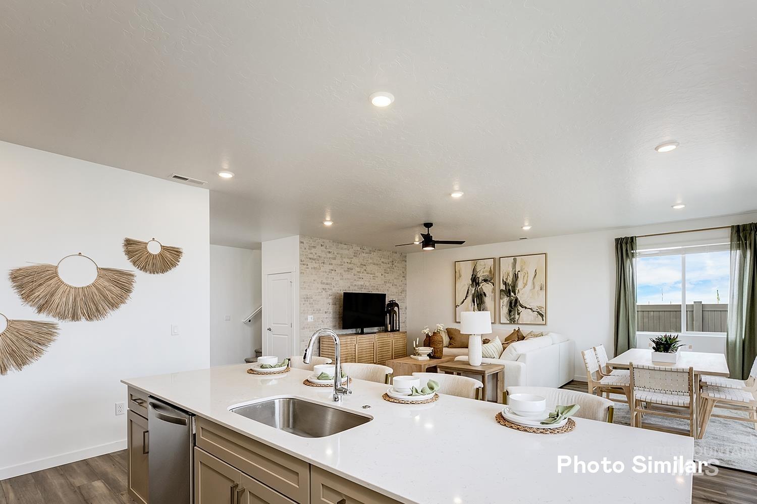 6962 N Beau Ave, Meridian, Idaho 83646, 5 Bedrooms, 3 Bathrooms, Residential For Sale, Price $573,900,MLS 98998557