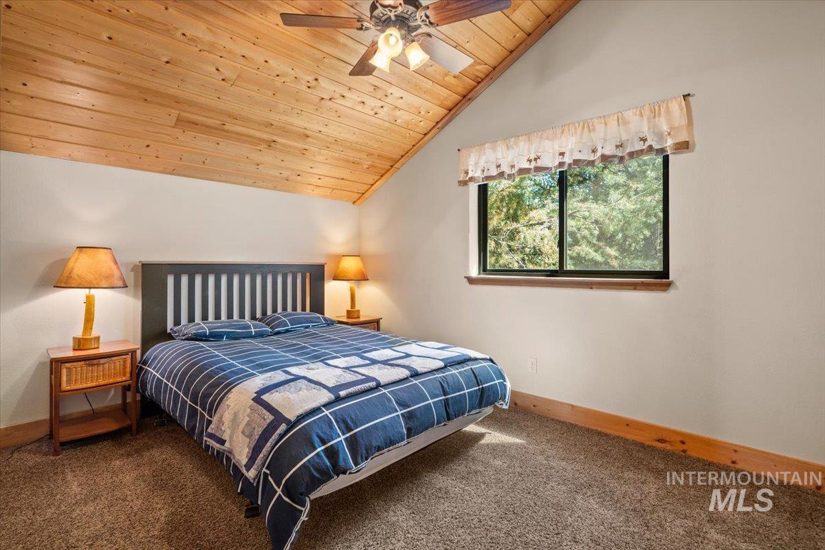 84 Golden Place, Donnelly, Idaho 83615, 3 Bedrooms, 2 Bathrooms, Residential For Sale, Price $998,500,MLS 98998559