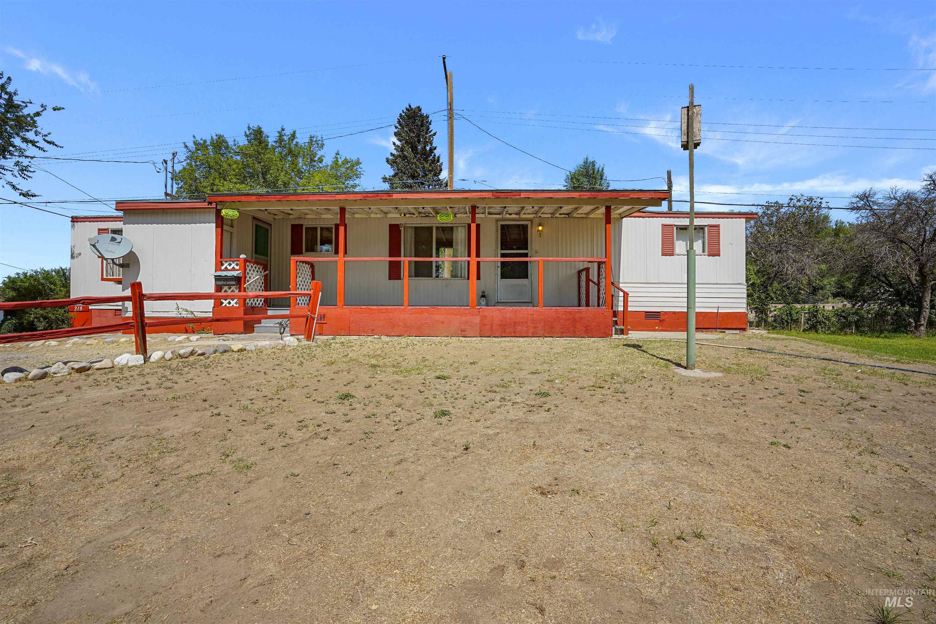 210 E 6th Ave, Jerome, Idaho 83338, 2 Bedrooms, 1 Bathroom, Residential For Sale, Price $125,000,MLS 98998560