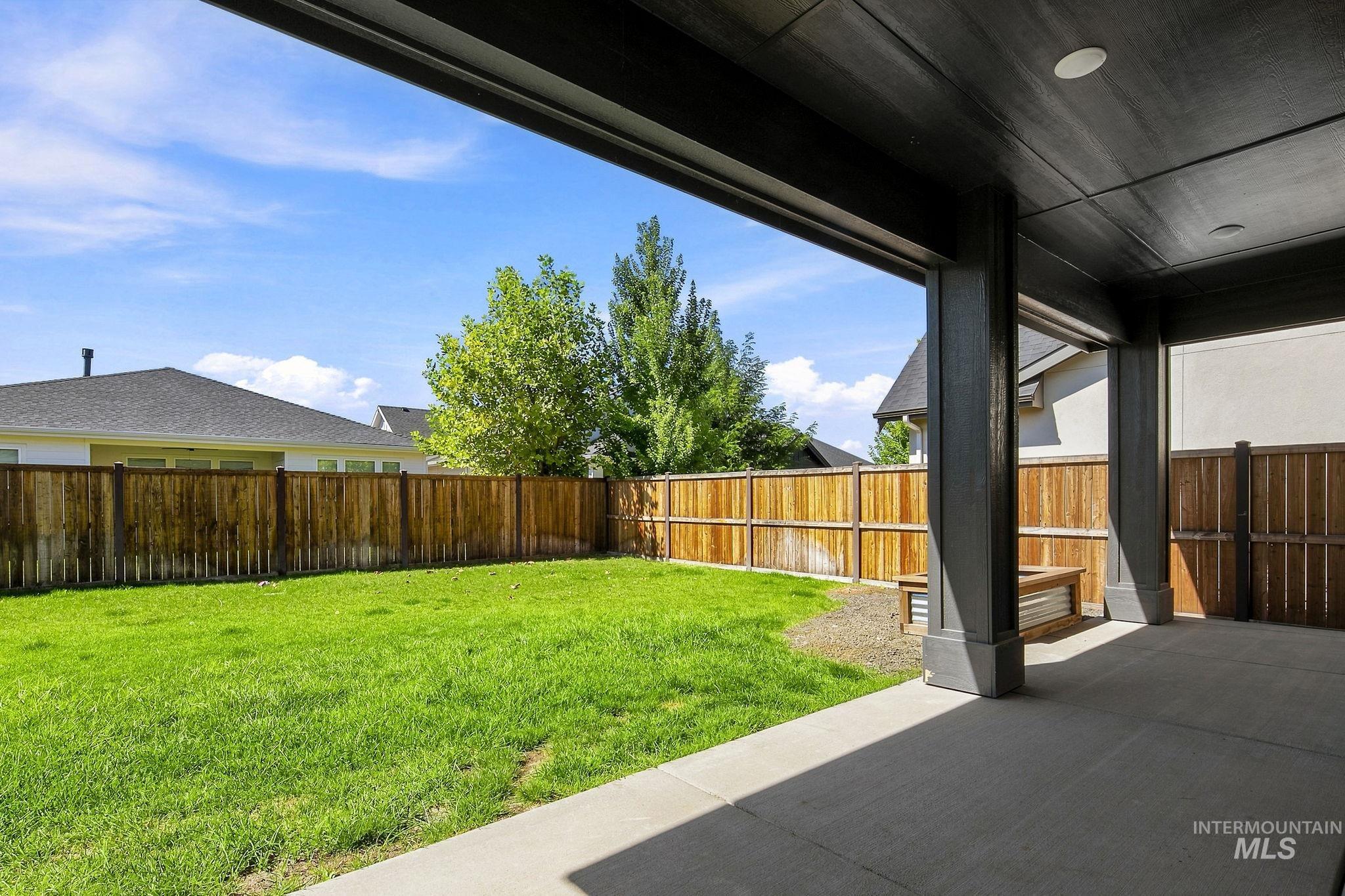 549 S Steephead Ln, Eagle, Idaho 83616, 4 Bedrooms, 2.5 Bathrooms, Residential For Sale, Price $780,000,MLS 98998563