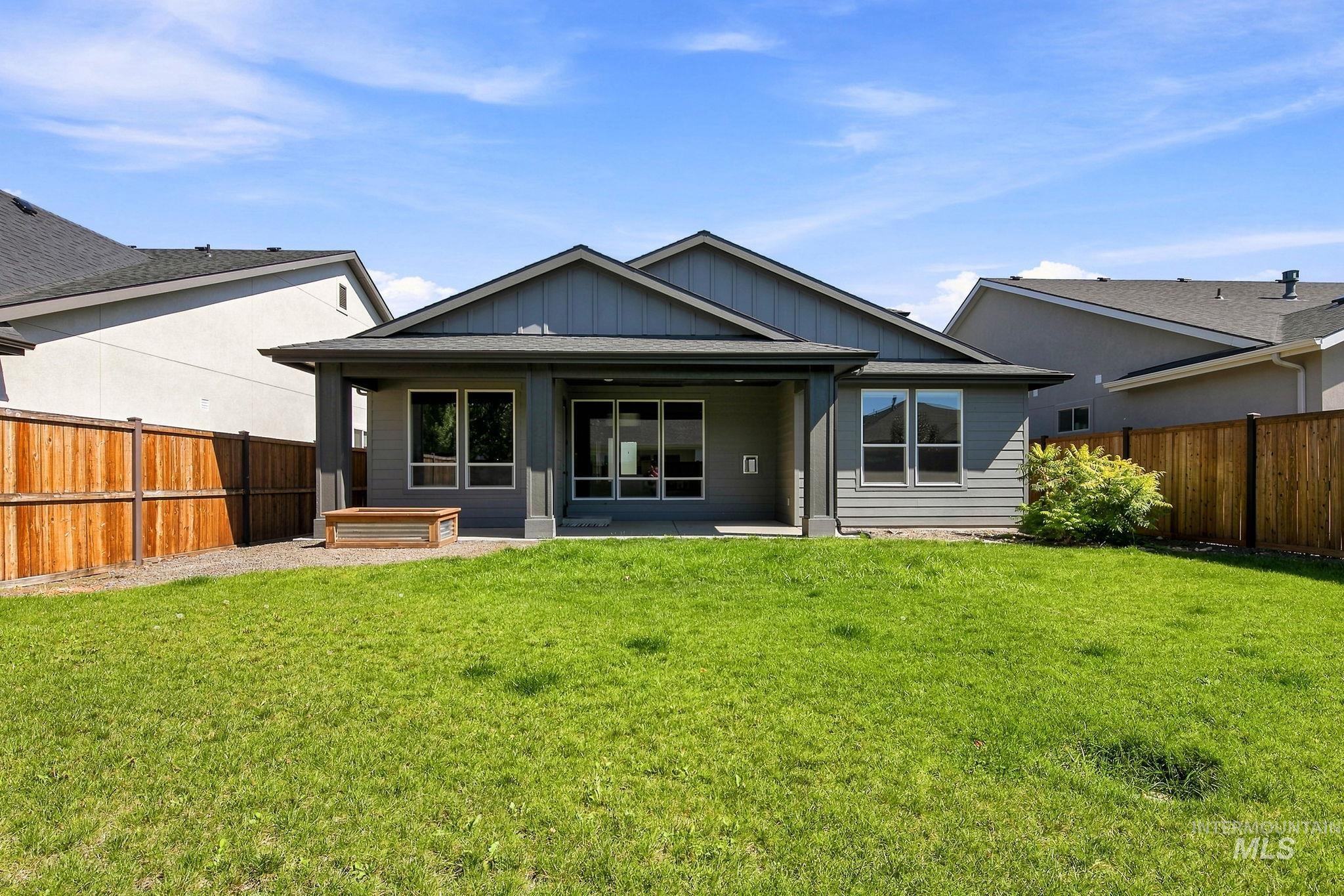 549 S Steephead Ln, Eagle, Idaho 83616, 4 Bedrooms, 2.5 Bathrooms, Residential For Sale, Price $780,000,MLS 98998563