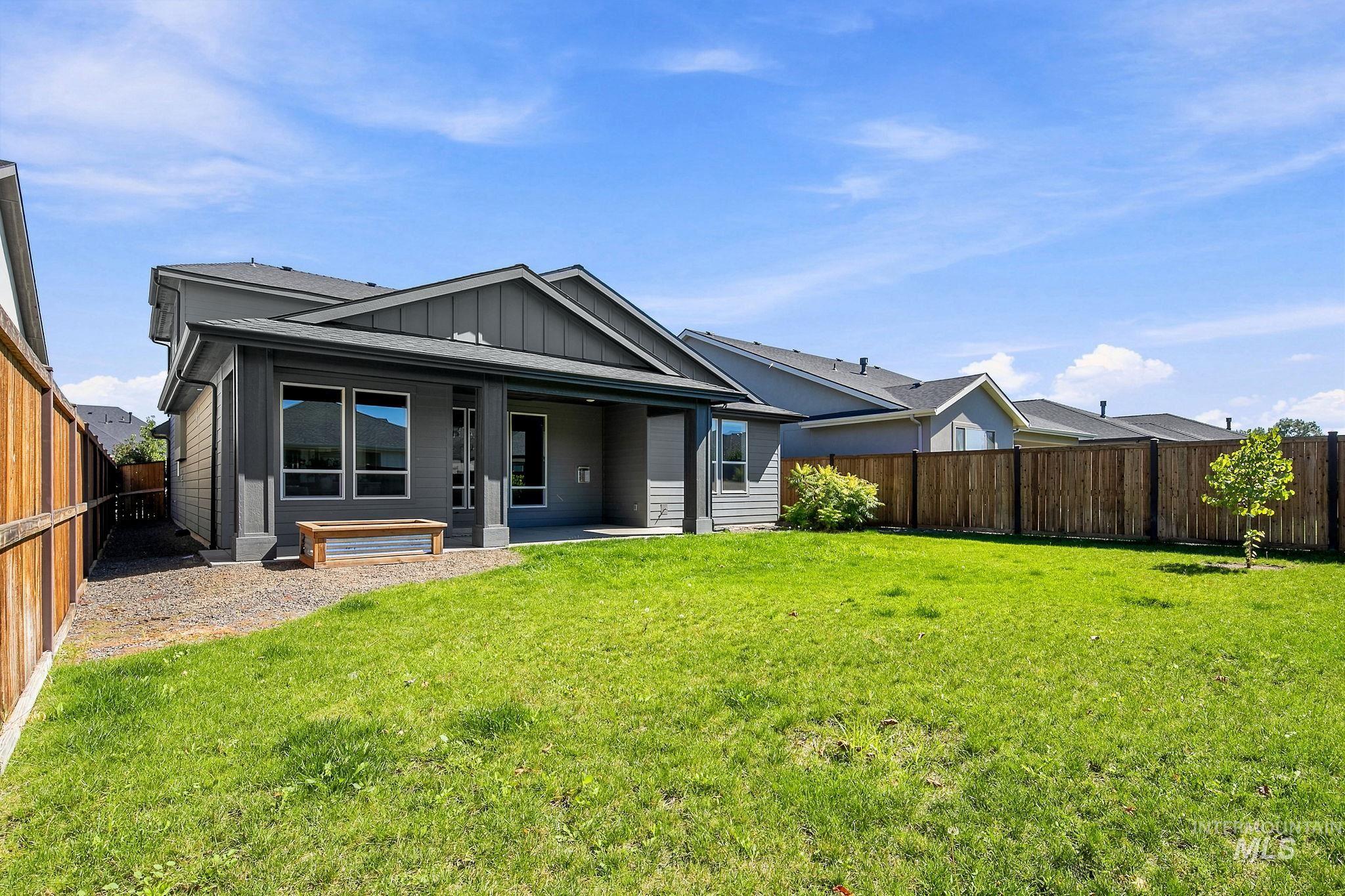 549 S Steephead Ln, Eagle, Idaho 83616, 4 Bedrooms, 2.5 Bathrooms, Residential For Sale, Price $780,000,MLS 98998563