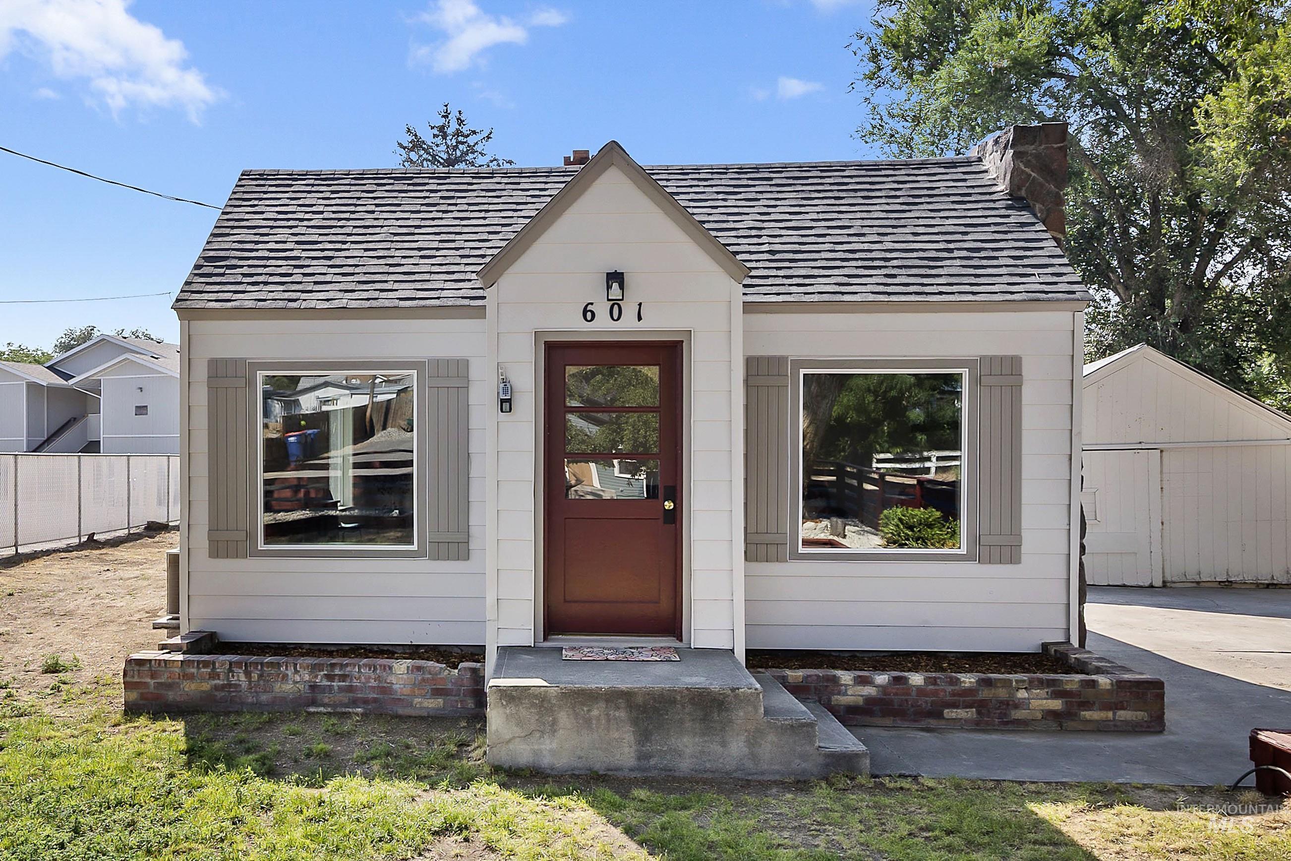 601 Quincy St, Twin Falls, Idaho 83301, 4 Bedrooms, 1 Bathroom, Residential For Sale, Price $289,000,MLS 98998570