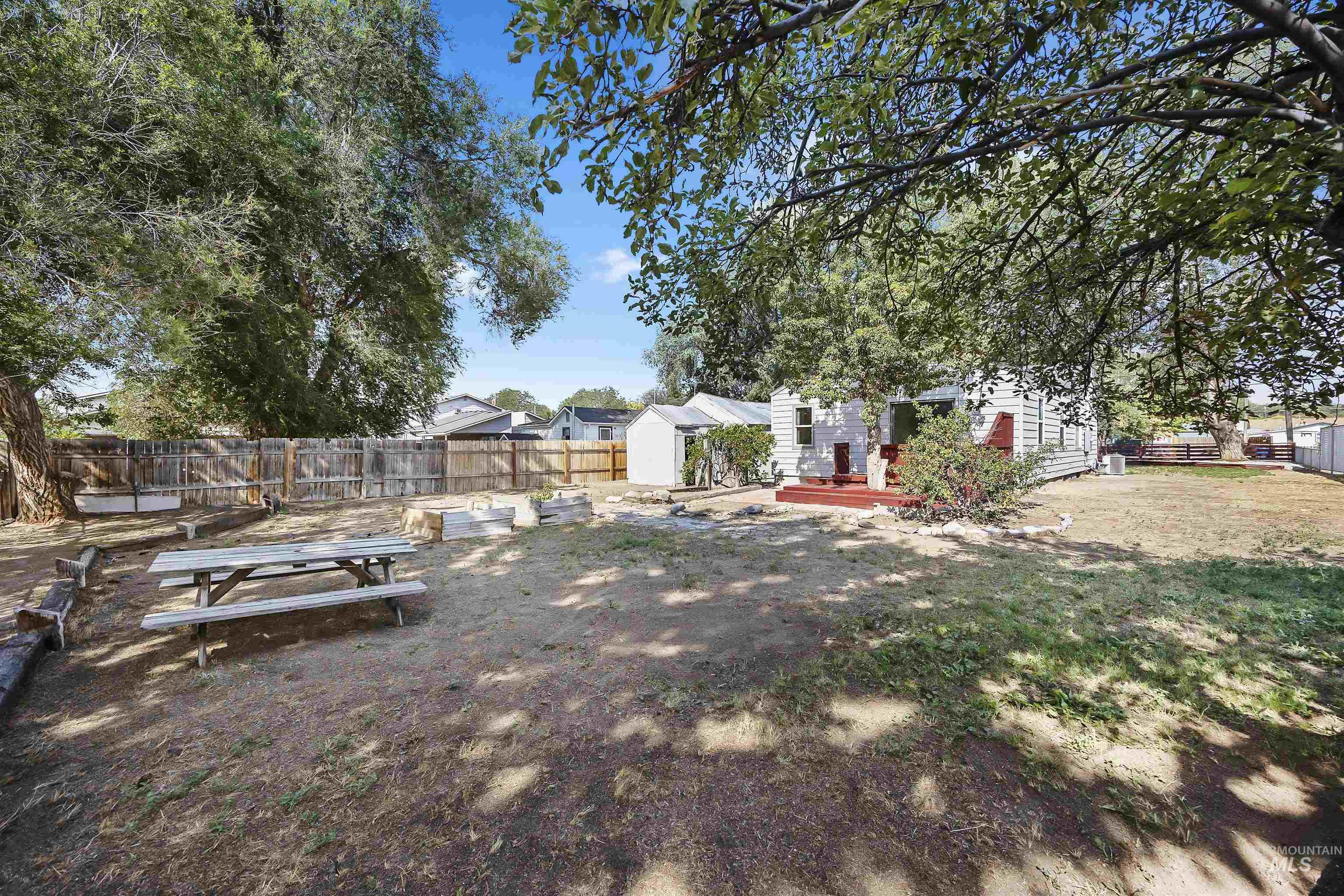 601 Quincy St, Twin Falls, Idaho 83301, 4 Bedrooms, 1 Bathroom, Residential For Sale, Price $289,000,MLS 98998570