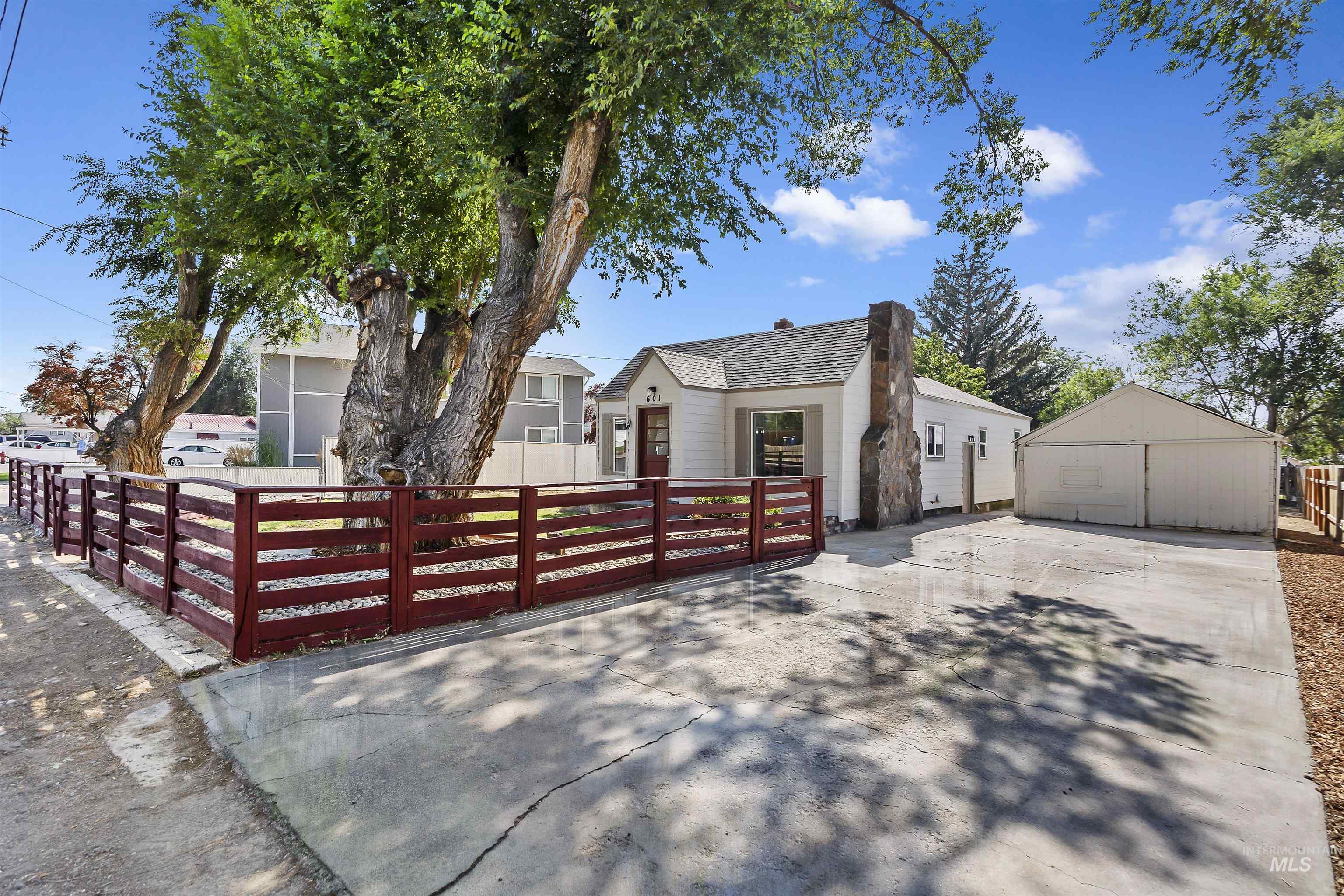 601 Quincy St, Twin Falls, Idaho 83301, 4 Bedrooms, 1 Bathroom, Residential For Sale, Price $289,000,MLS 98998570