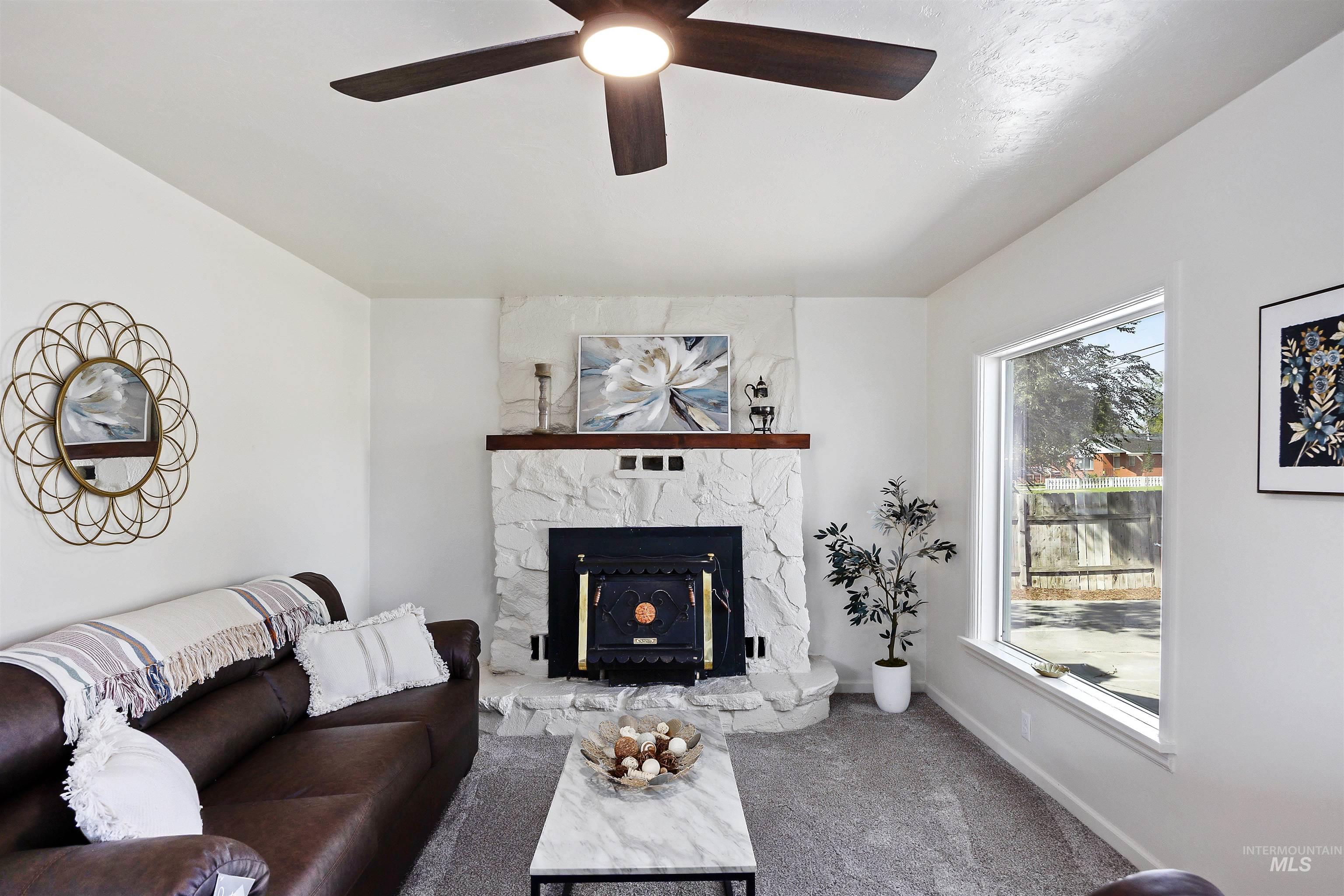 601 Quincy St, Twin Falls, Idaho 83301, 4 Bedrooms, 1 Bathroom, Residential For Sale, Price $289,000,MLS 98998570