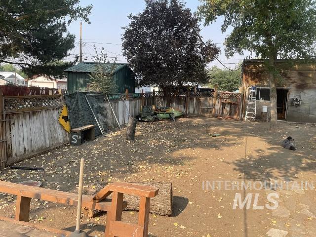 931 W 3rd St, Weiser, Idaho 83672, 3 Bedrooms, 2 Bathrooms, Residential For Sale, Price $299,999,MLS 98998576
