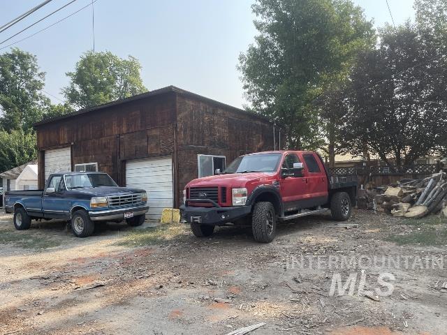 931 W 3rd St, Weiser, Idaho 83672, 3 Bedrooms, 2 Bathrooms, Residential For Sale, Price $299,999,MLS 98998576