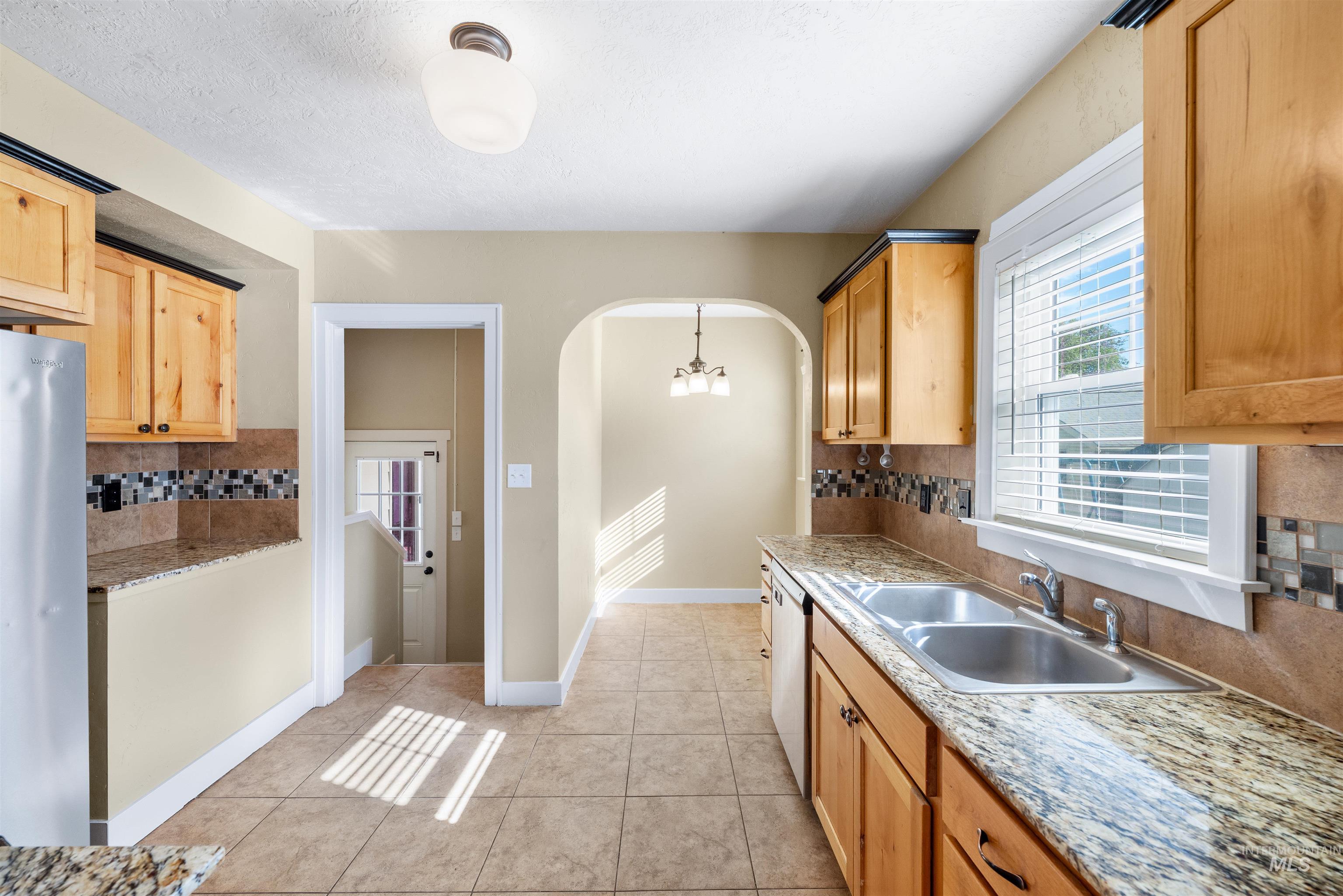 720 18th Ave S, Nampa, Idaho 83651, 4 Bedrooms, 3 Bathrooms, Residential For Sale, Price $419,900,MLS 98998578