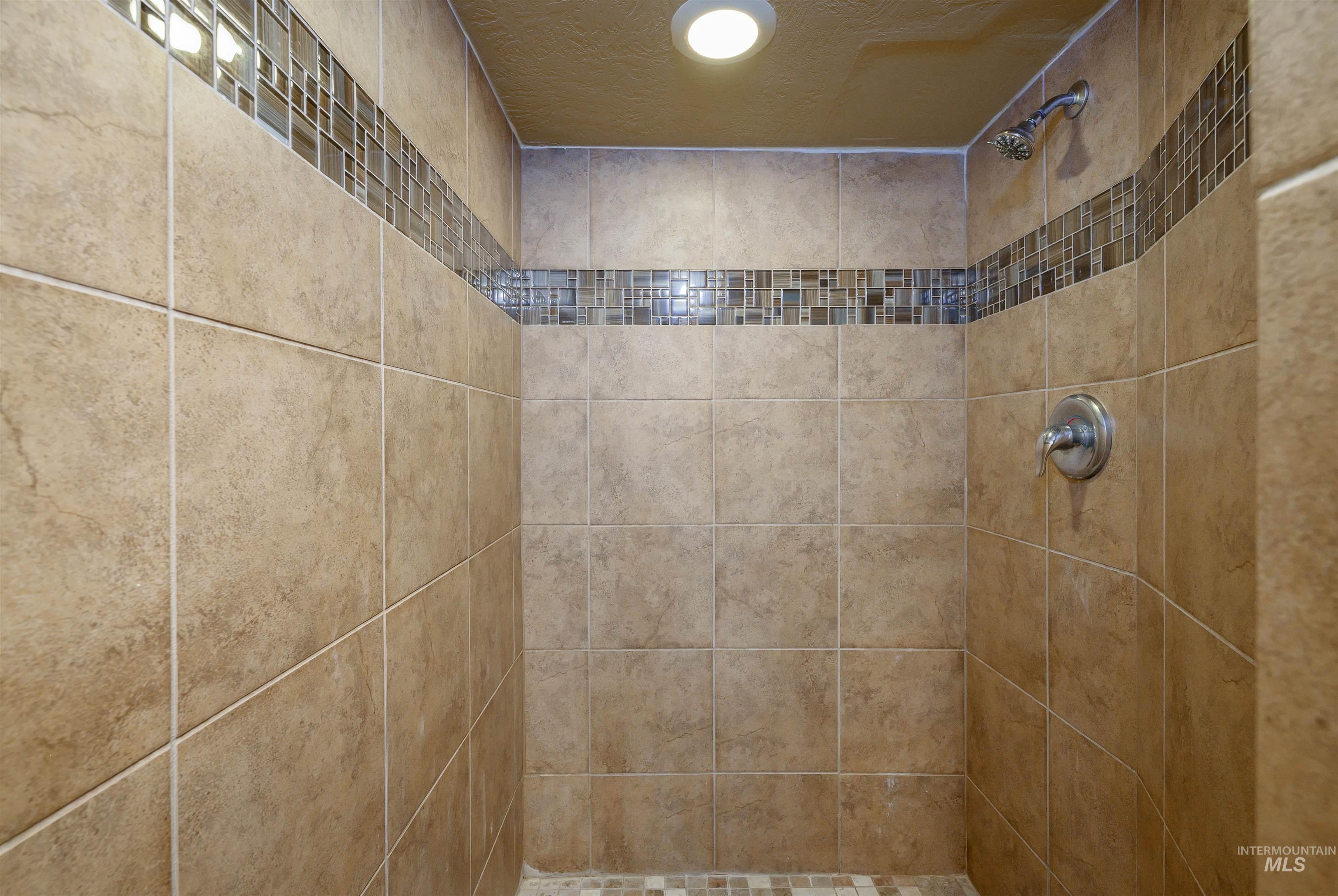 720 18th Ave S, Nampa, Idaho 83651, 4 Bedrooms, 3 Bathrooms, Residential For Sale, Price $419,900,MLS 98998578
