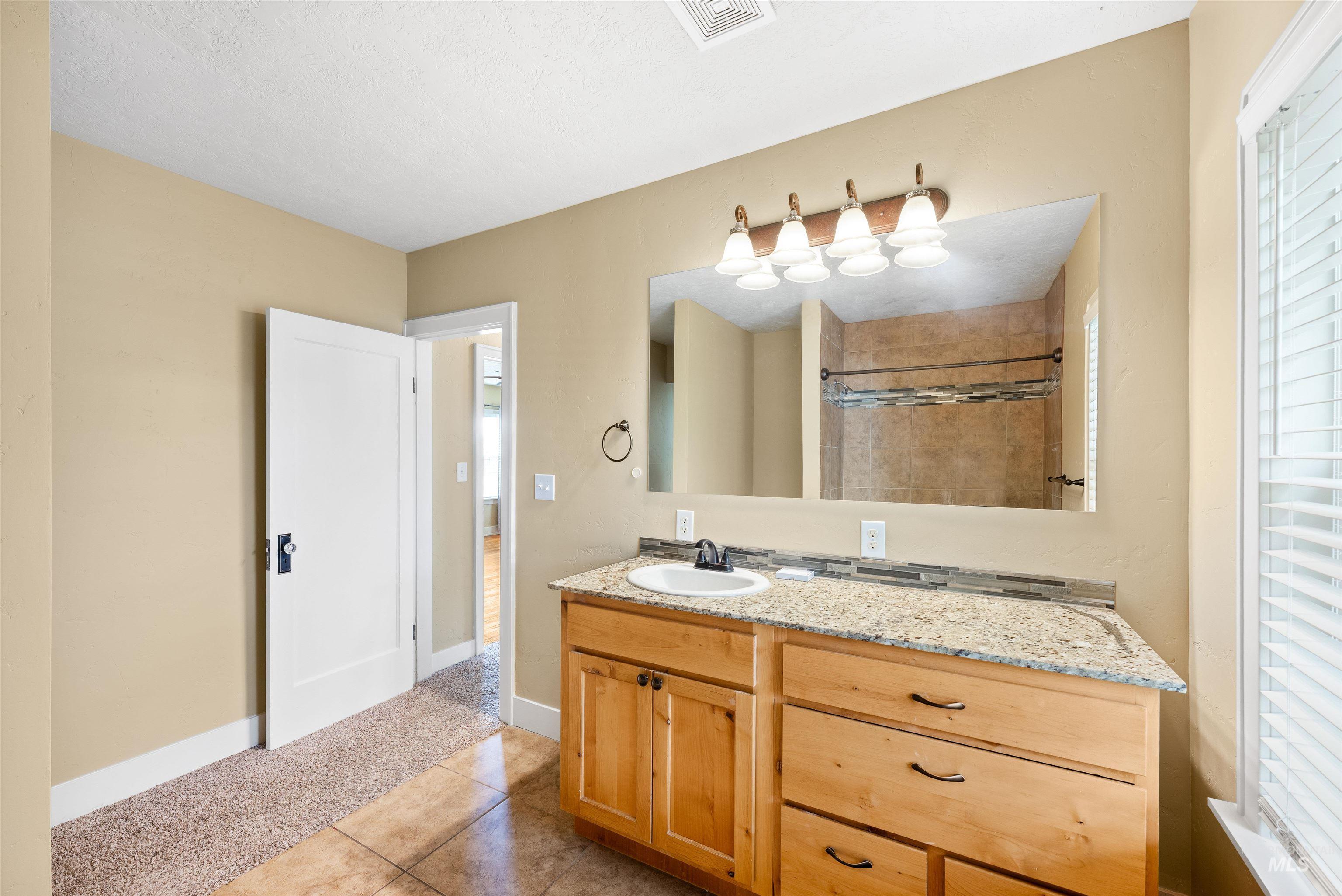 720 18th Ave S, Nampa, Idaho 83651, 4 Bedrooms, 3 Bathrooms, Residential For Sale, Price $419,900,MLS 98998578