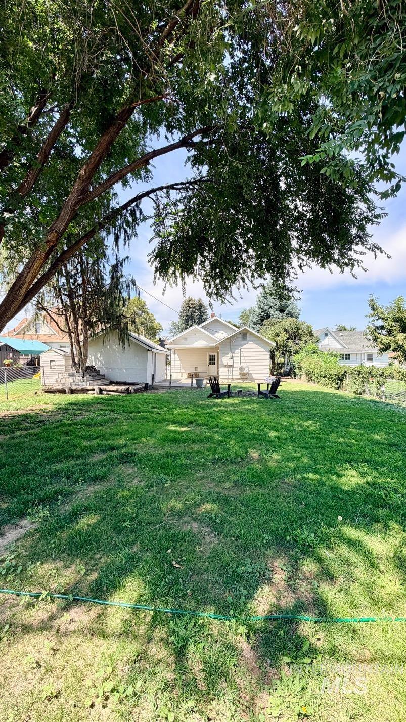 720 18th Ave S, Nampa, Idaho 83651, 4 Bedrooms, 3 Bathrooms, Residential For Sale, Price $419,900, 98998578