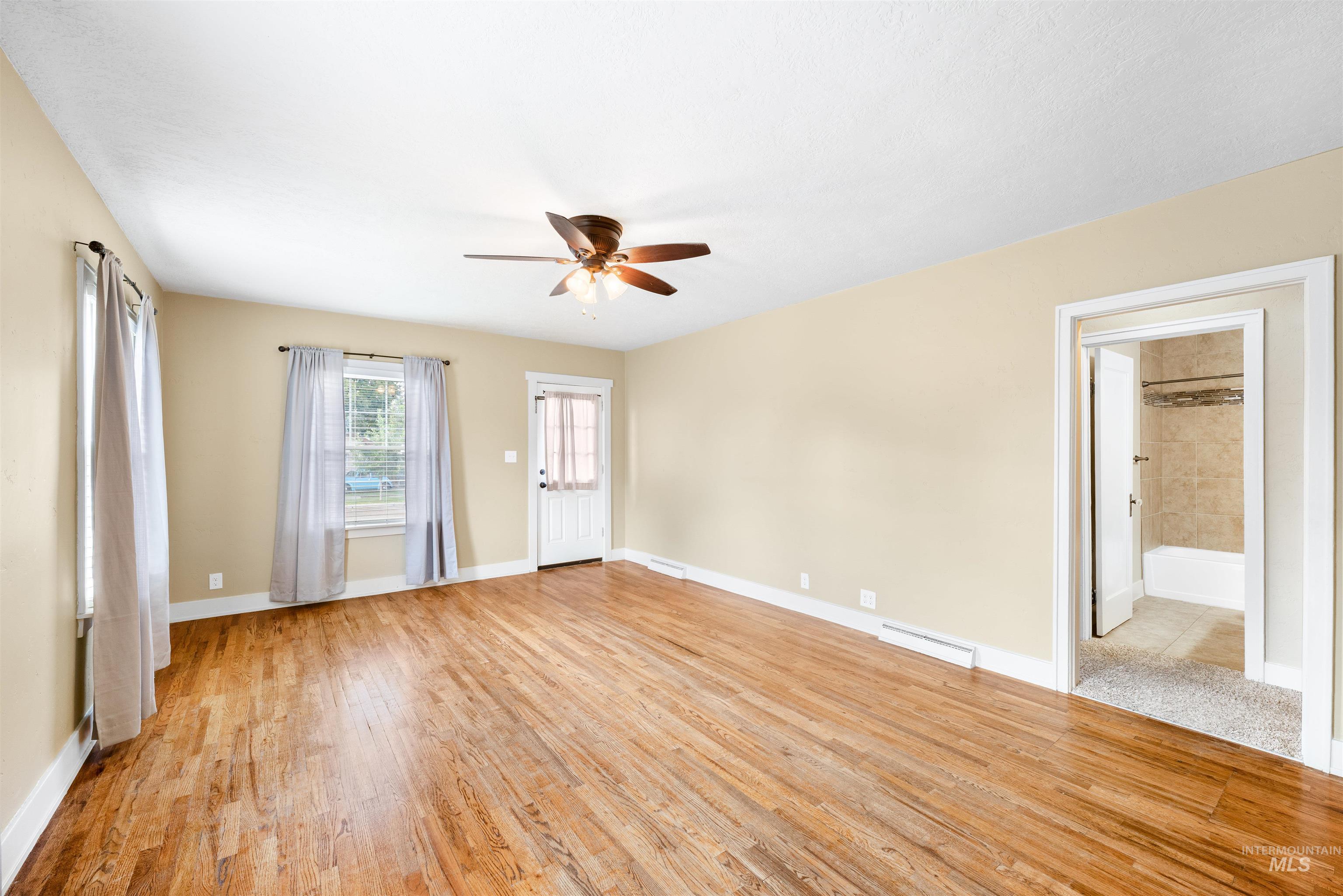 720 18th Ave S, Nampa, Idaho 83651, 4 Bedrooms, 3 Bathrooms, Residential For Sale, Price $419,900,MLS 98998578