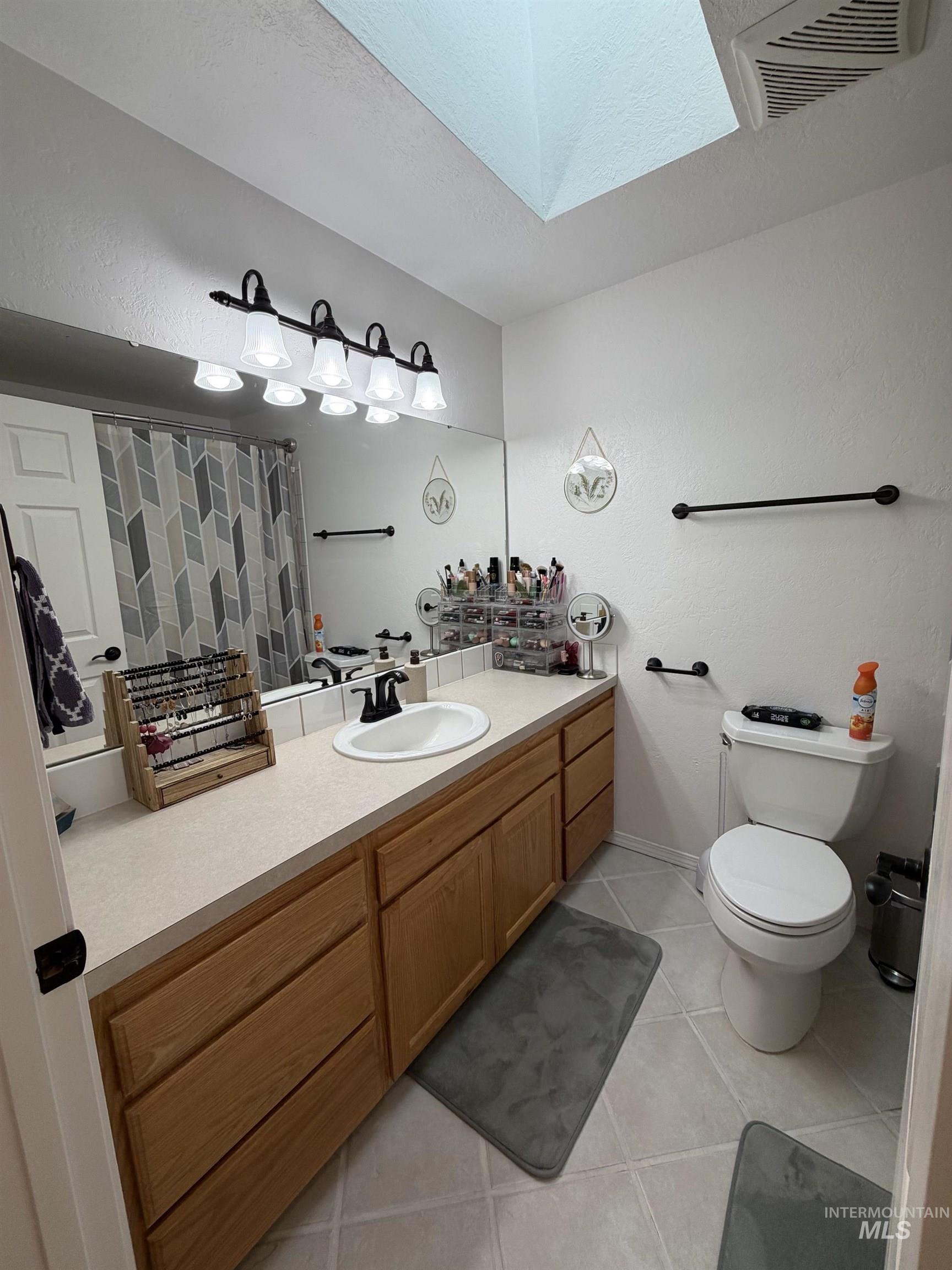 875 Terrell Dr, Mountain Home, Idaho 83647, 3 Bedrooms, 2 Bathrooms, Residential For Sale, Price $390,000,MLS 98998579