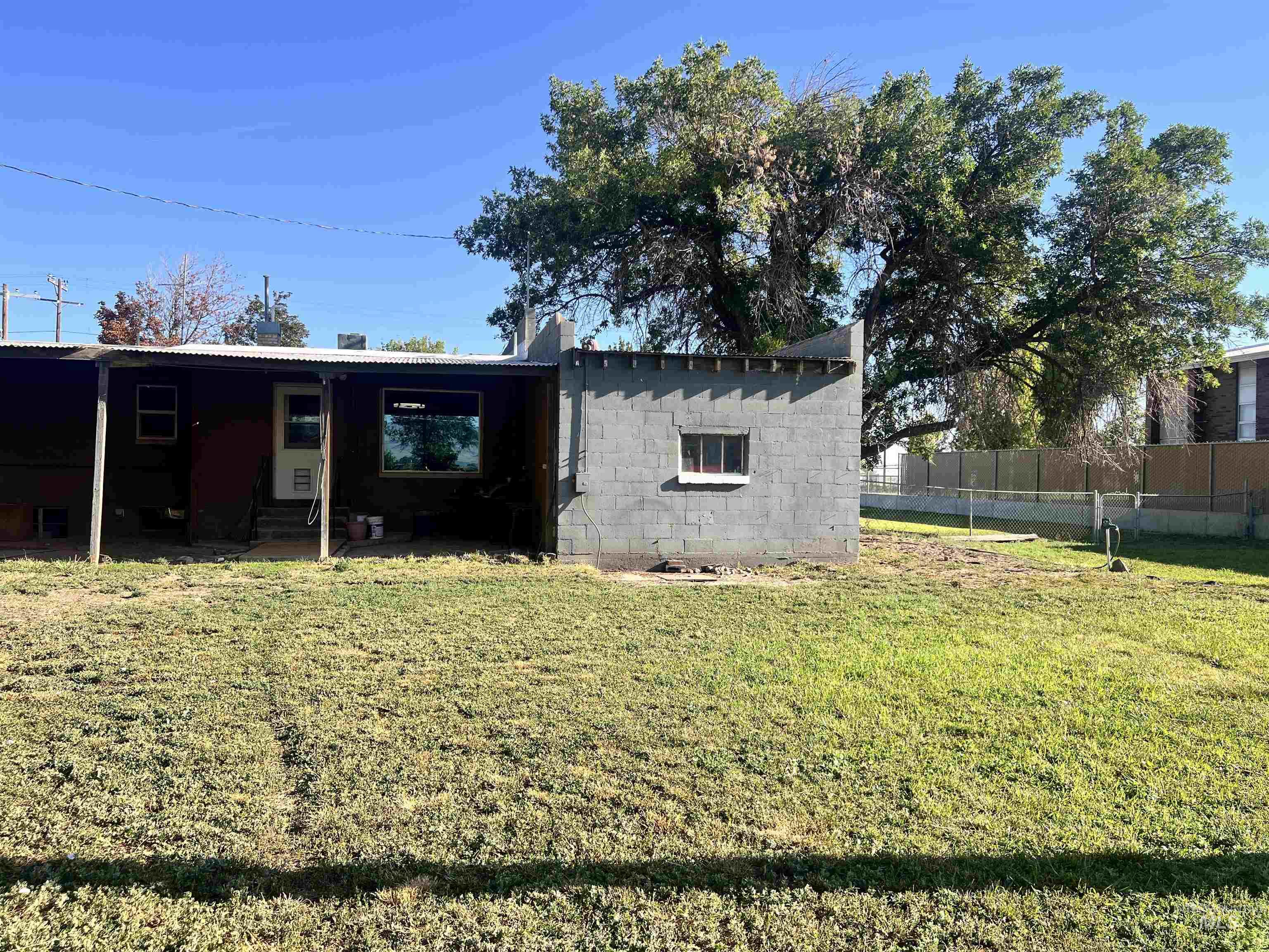 23705 Highway 30, Murtaugh, Idaho 83344, 4 Bedrooms, 1 Bathroom, Residential For Sale, Price $264,900,MLS 98998582