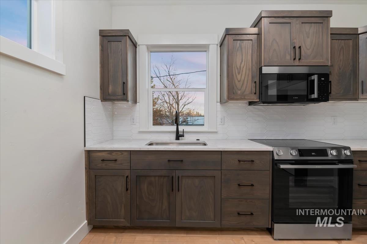 1709 N 31st St, Boise, Idaho 83703, 4 Bedrooms, 4.5 Bathrooms, Residential For Sale, Price $784,900,MLS 98998584