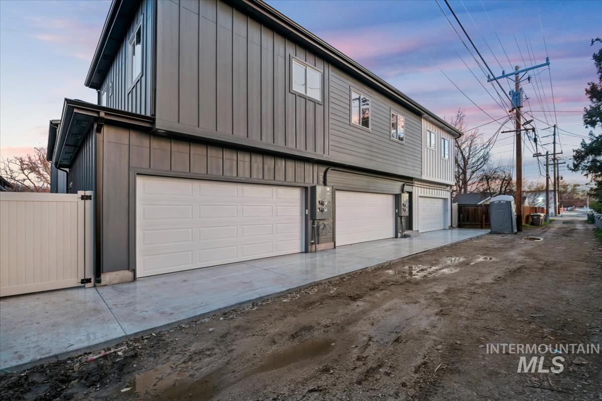 1709 N 31st St, Boise, Idaho 83703, 4 Bedrooms, 4.5 Bathrooms, Residential For Sale, Price $784,900,MLS 98998584