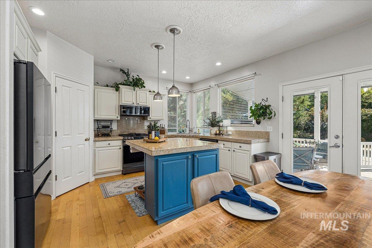 13607 W Annabrook Dr, Boise, Idaho 83713, 4 Bedrooms, 2.5 Bathrooms, Residential For Sale, Price $665,000,MLS 98998586