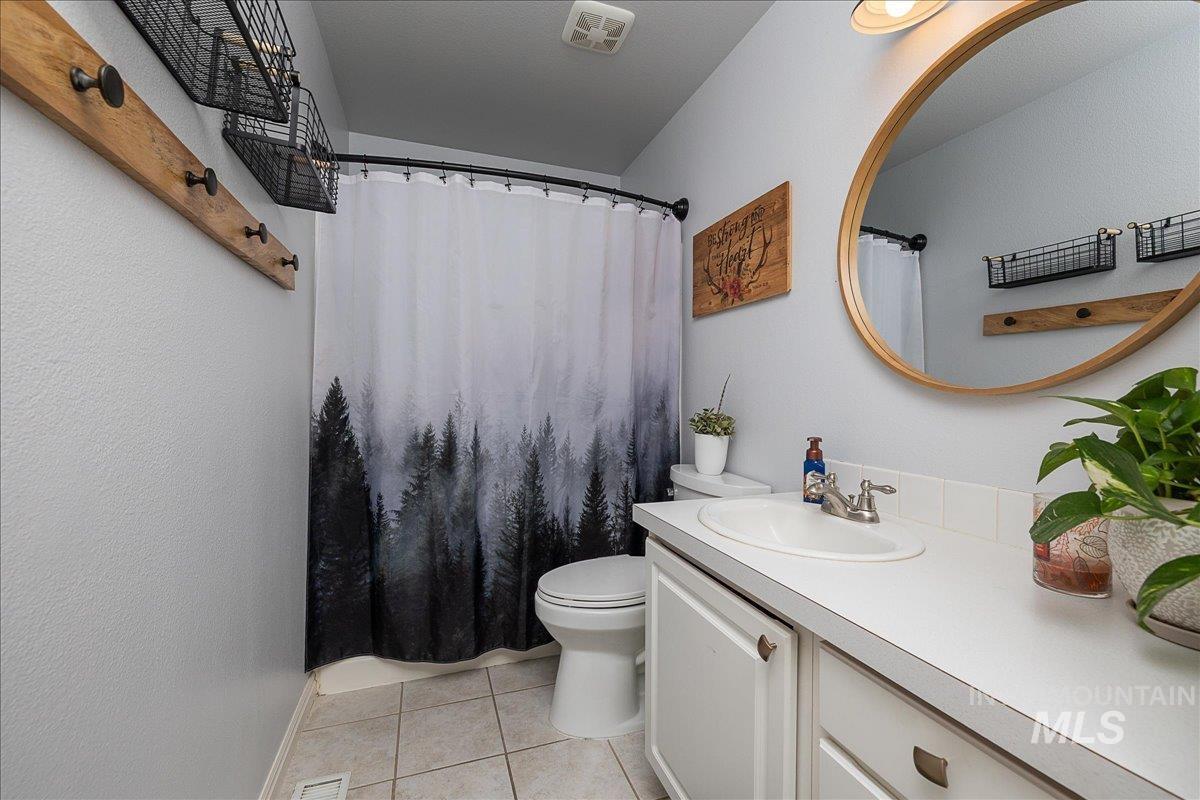 13607 W Annabrook Dr, Boise, Idaho 83713, 4 Bedrooms, 2.5 Bathrooms, Residential For Sale, Price $665,000,MLS 98998586