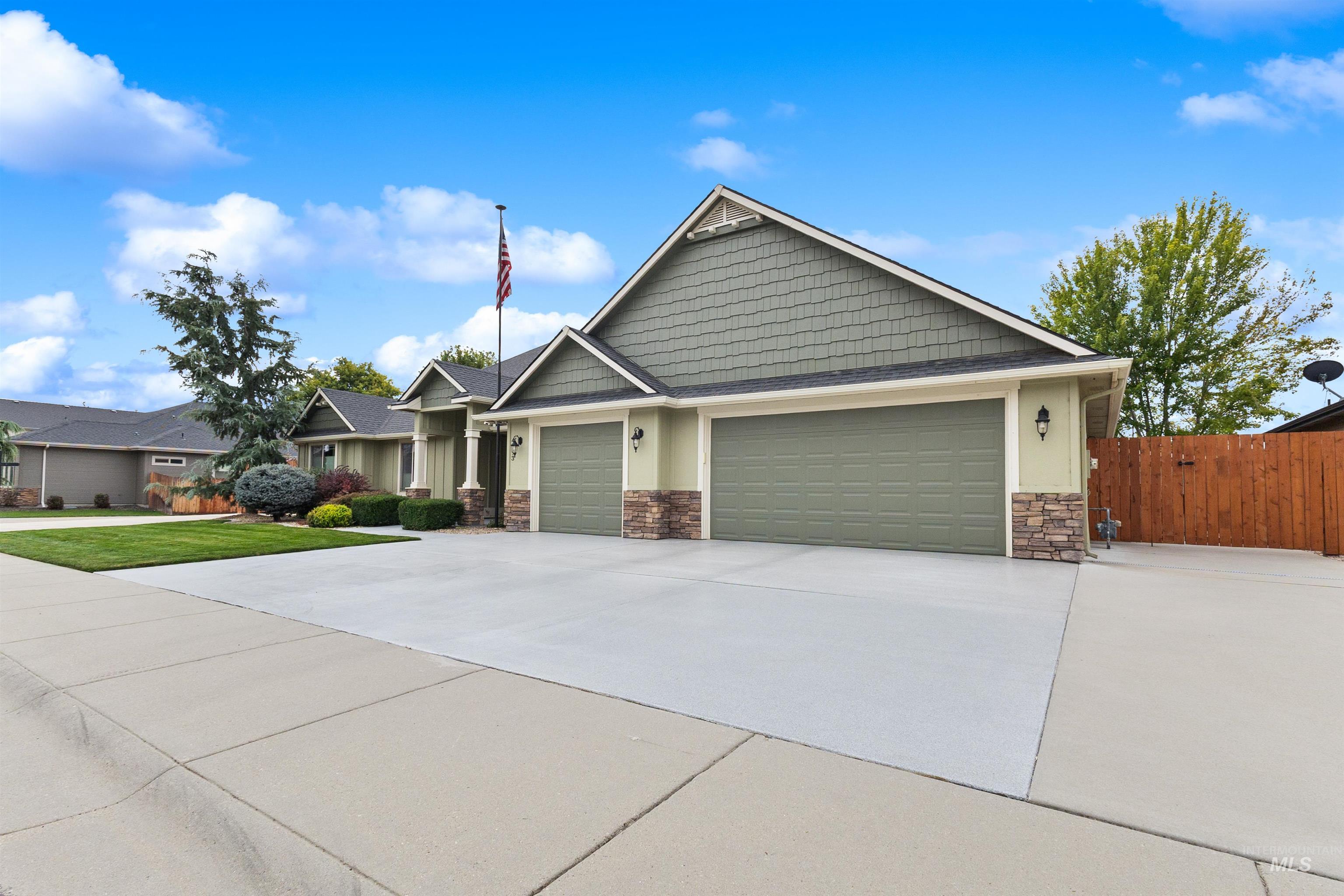 4593 W Niemann Ct, Meridian, Idaho 83646, 4 Bedrooms, 2 Bathrooms, Residential For Sale, Price $649,900,MLS 98998588