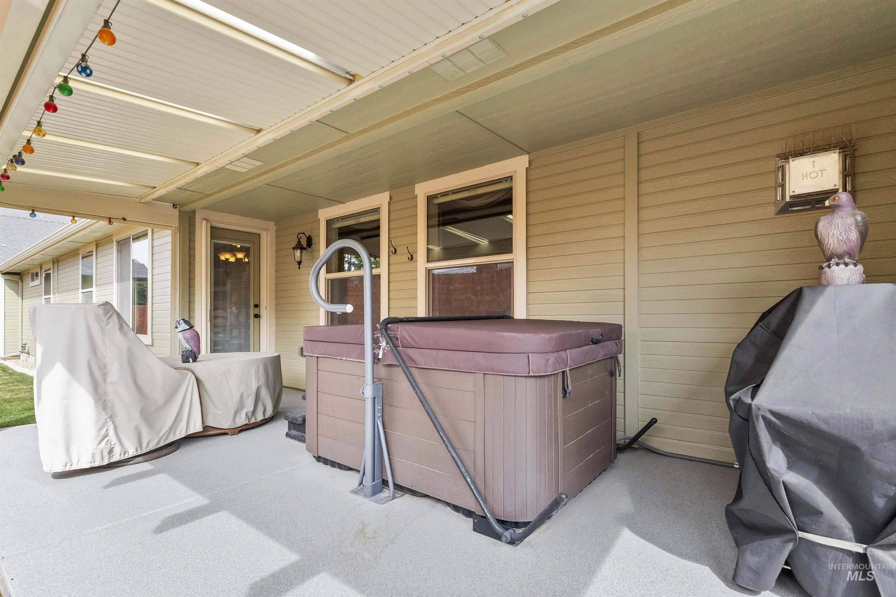 4593 W Niemann Ct, Meridian, Idaho 83646, 4 Bedrooms, 2 Bathrooms, Residential For Sale, Price $649,900,MLS 98998588