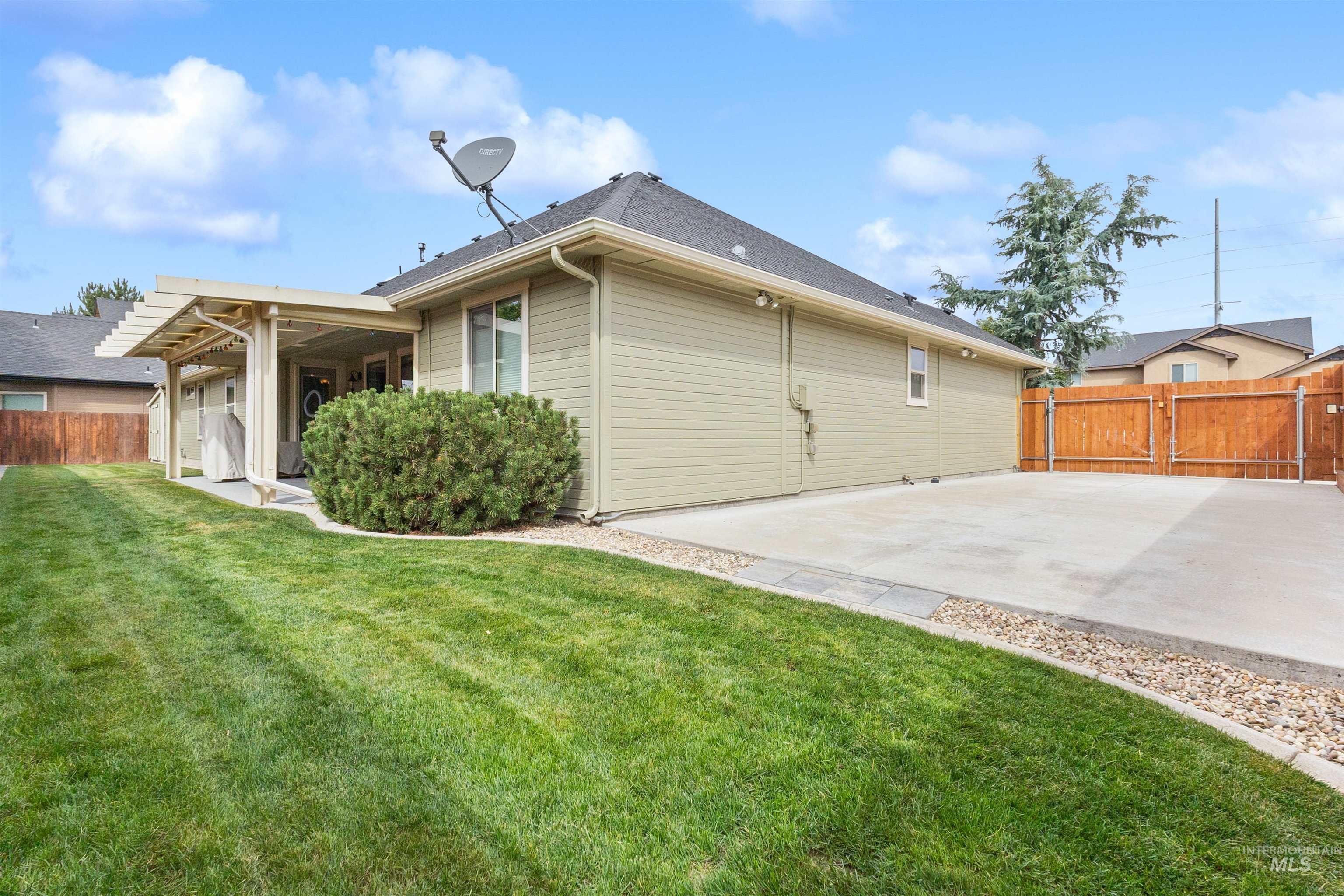 4593 W Niemann Ct, Meridian, Idaho 83646, 4 Bedrooms, 2 Bathrooms, Residential For Sale, Price $649,900,MLS 98998588