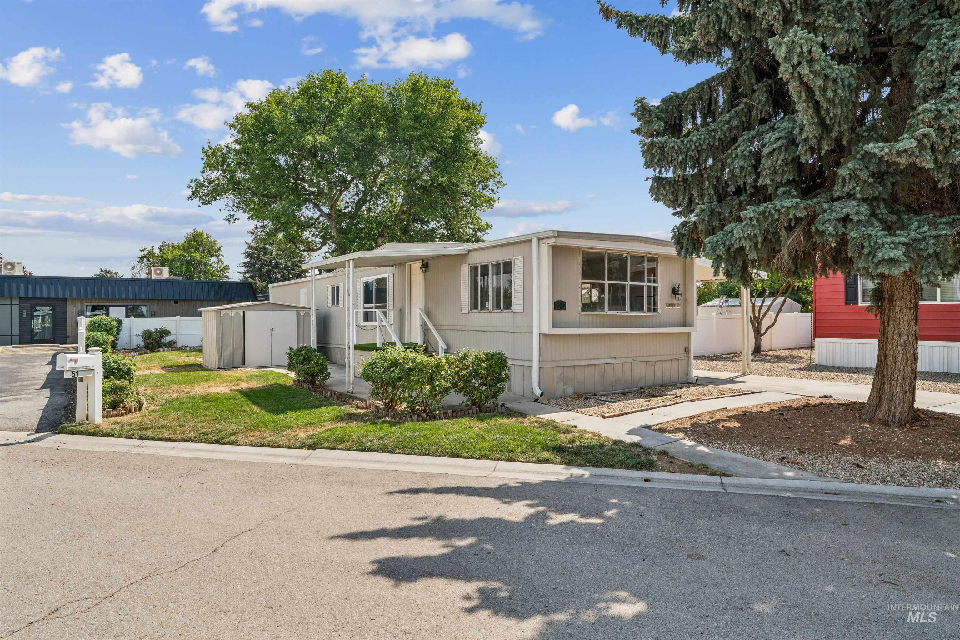 2664 N Citrus Lane, Boise, Idaho 83713, 2 Bedrooms, 1 Bathroom, Residential For Sale, Price $75,999,MLS 98998592