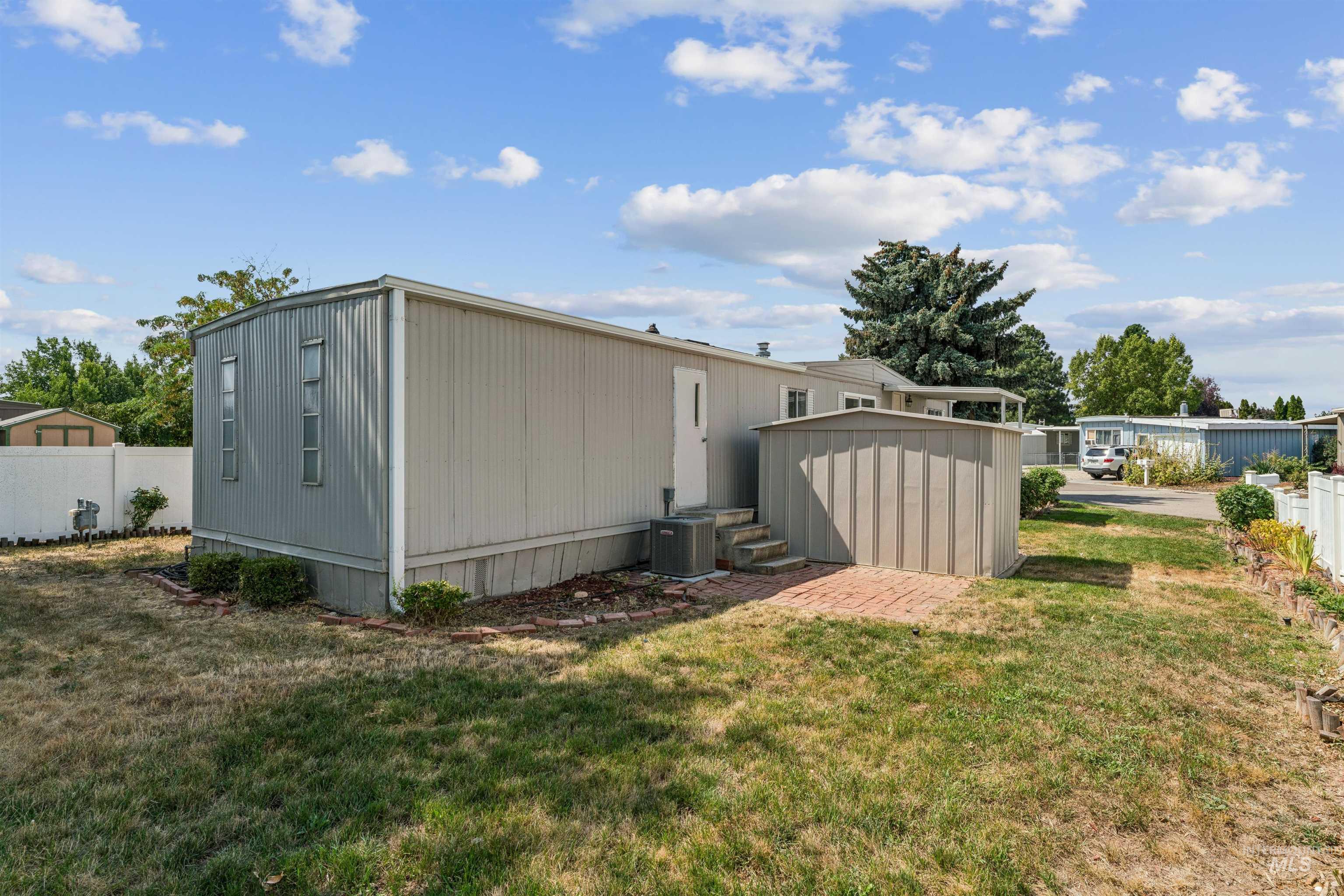2664 N Citrus Lane, Boise, Idaho 83713, 2 Bedrooms, 1 Bathroom, Residential For Sale, Price $75,999,MLS 98998592
