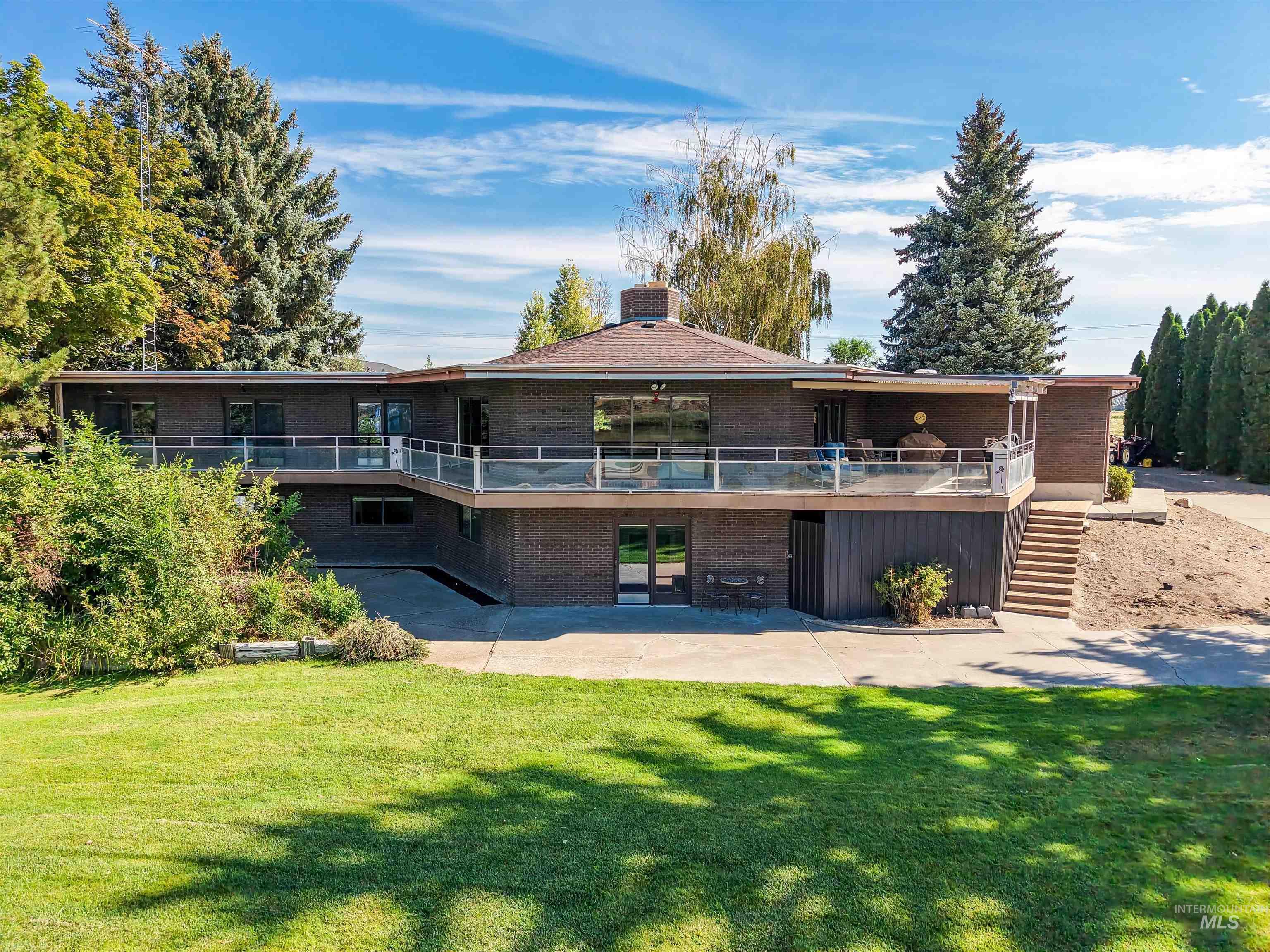 1109 S River Drive, Minidoka, Idaho 83336, 4 Bedrooms, 3 Bathrooms, Residential For Sale, Price $1,250,000,MLS 98998593