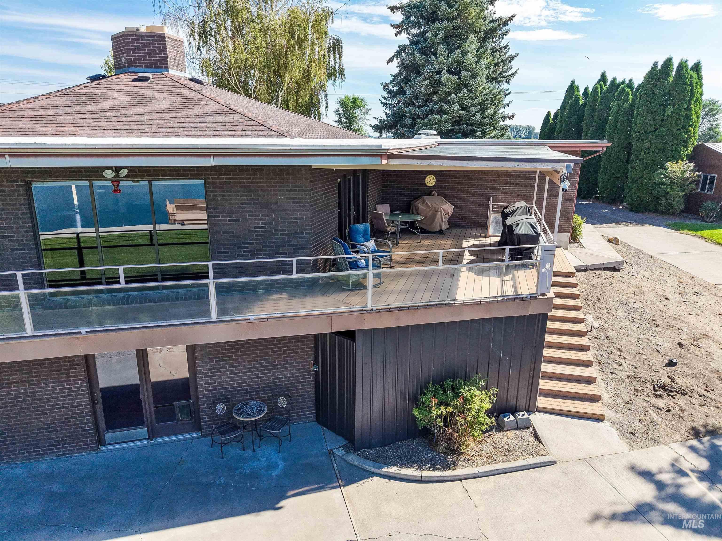 1109 S River Drive, Minidoka, Idaho 83336, 4 Bedrooms, 3 Bathrooms, Residential For Sale, Price $1,250,000,MLS 98998593