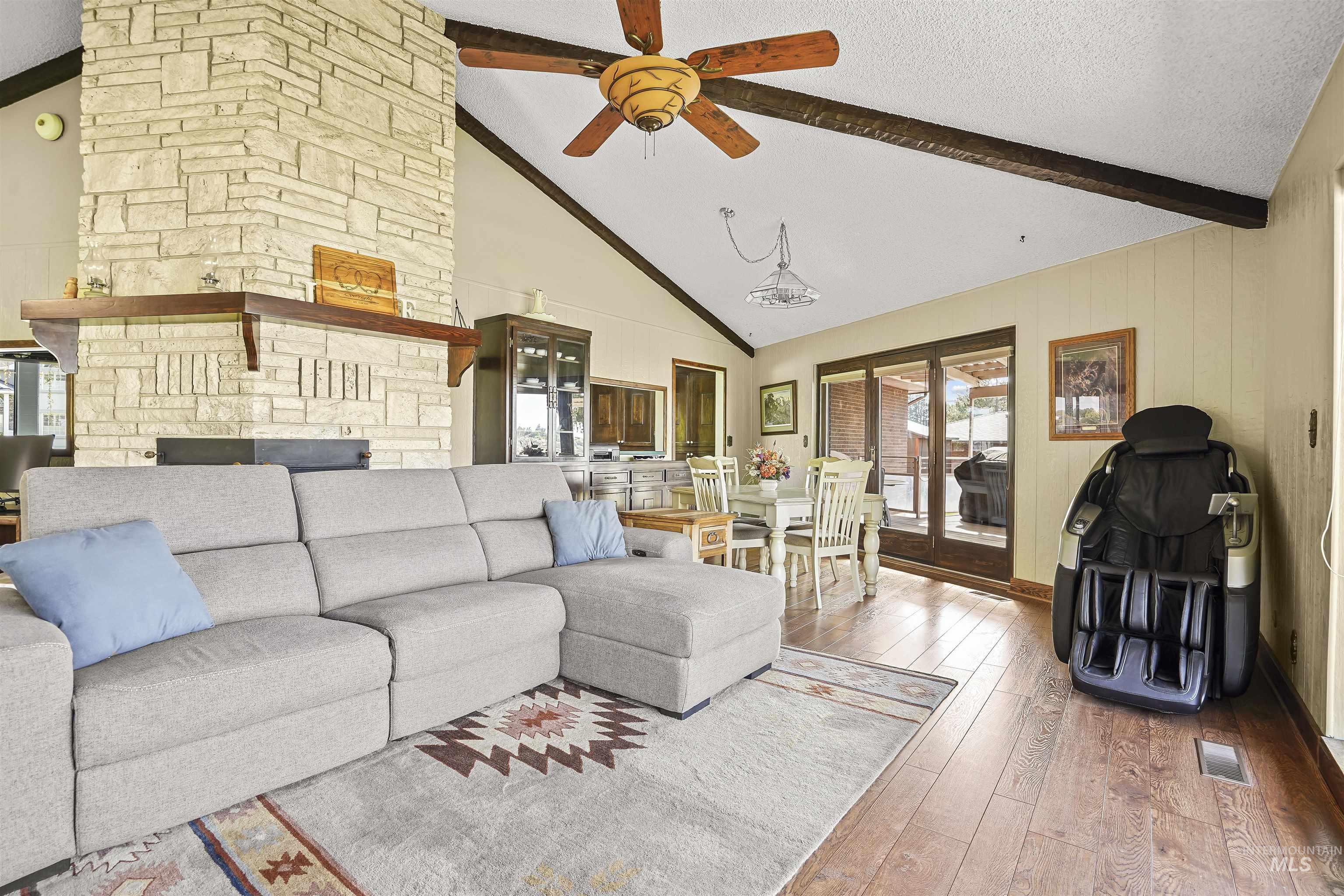 1109 S River Drive, Minidoka, Idaho 83336, 4 Bedrooms, 3 Bathrooms, Residential For Sale, Price $1,250,000,MLS 98998593