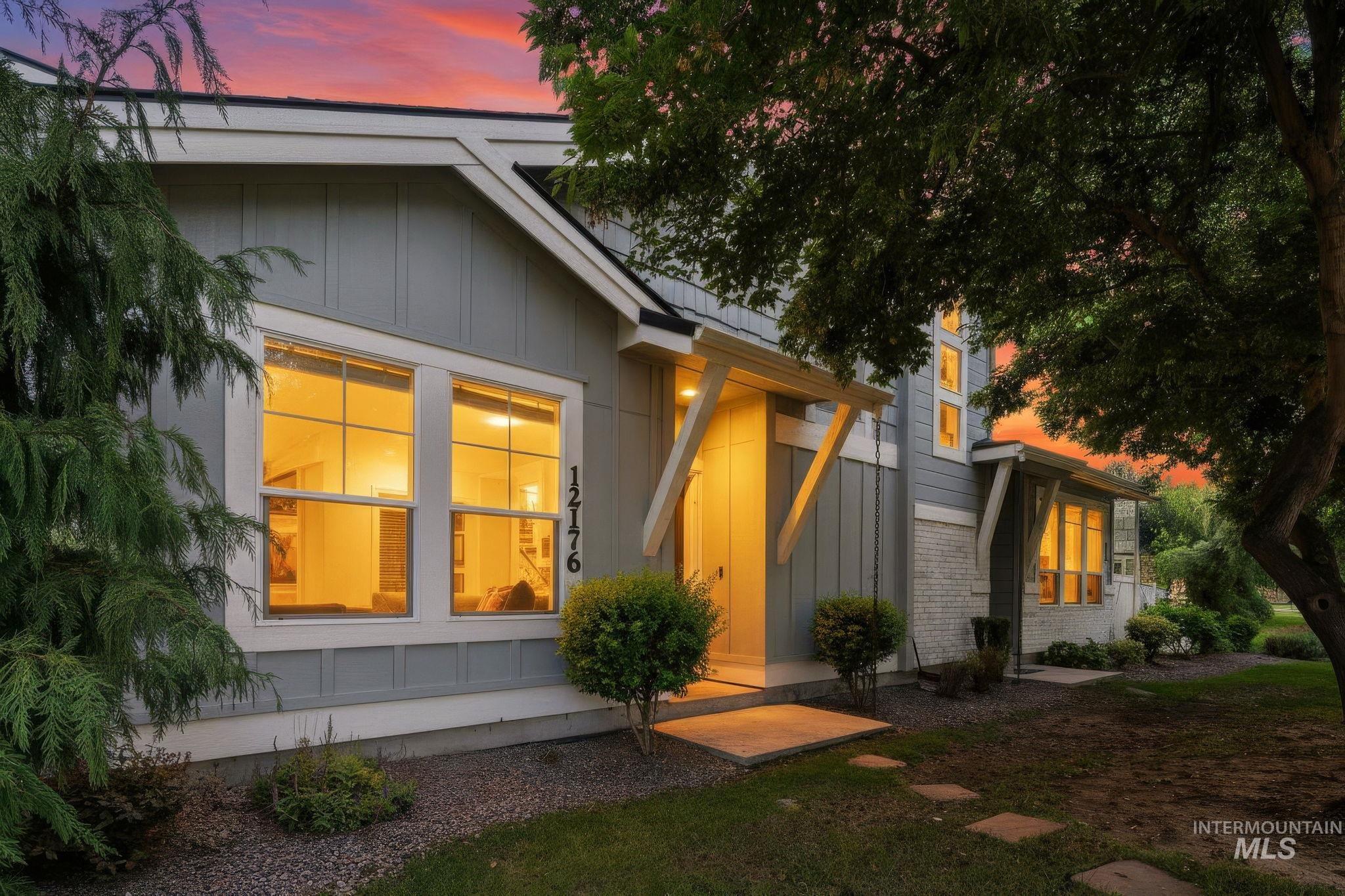 12176 W Bridger Bay Dr., Star, Idaho 83669, 3 Bedrooms, 2.5 Bathrooms, Residential For Sale, Price $409,000,MLS 98998594
