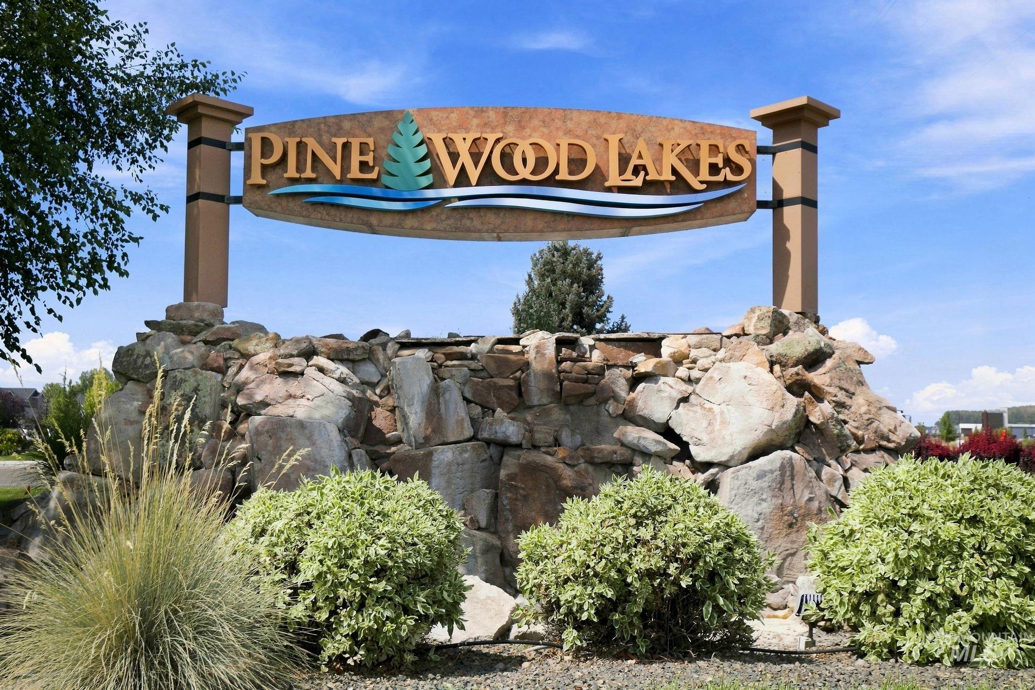 12176 W Bridger Bay Dr., Star, Idaho 83669, 3 Bedrooms, 2.5 Bathrooms, Residential For Sale, Price $409,000,MLS 98998594