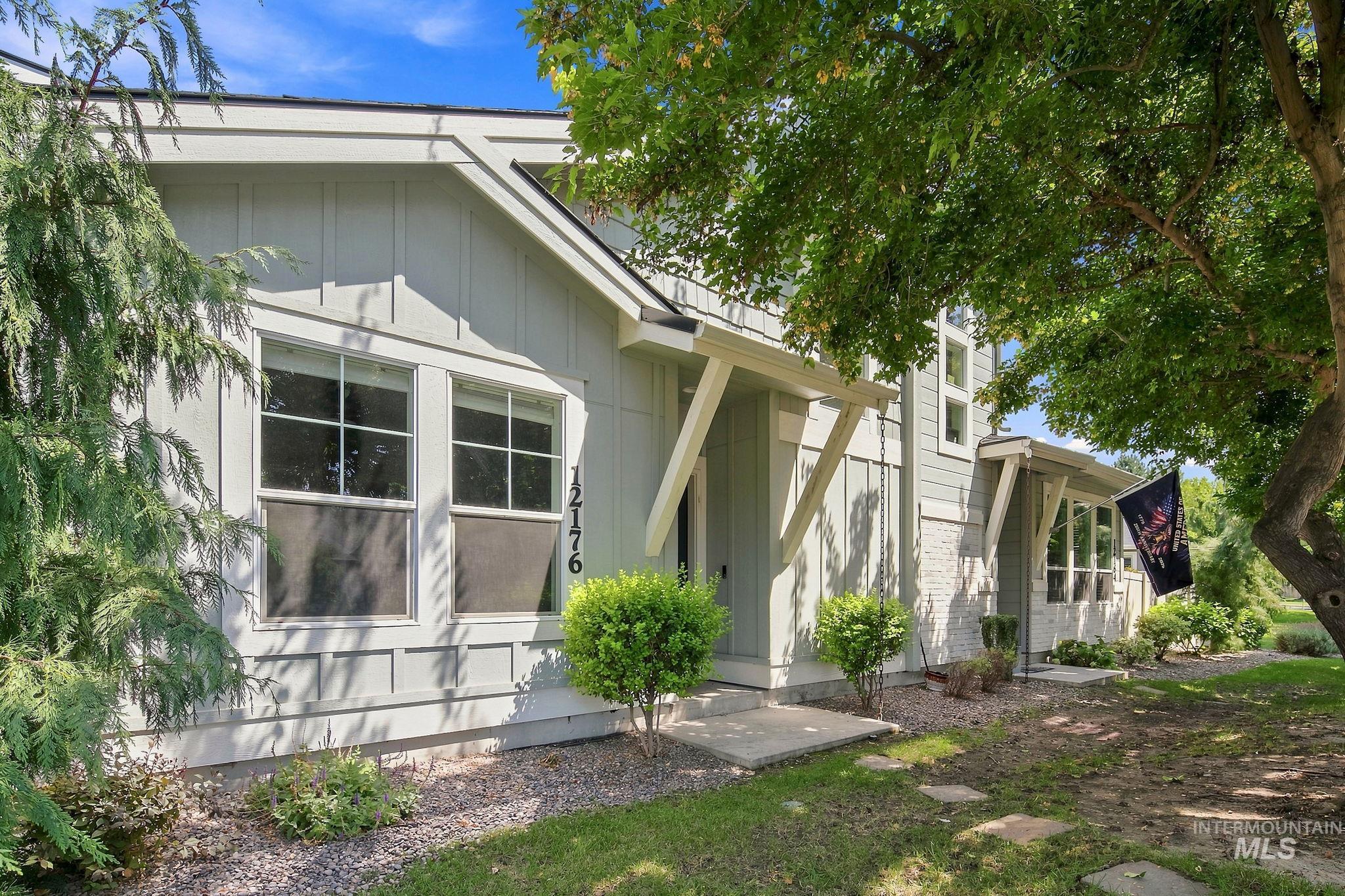 12176 W Bridger Bay Dr., Star, Idaho 83669, 3 Bedrooms, 2.5 Bathrooms, Residential For Sale, Price $409,000,MLS 98998594