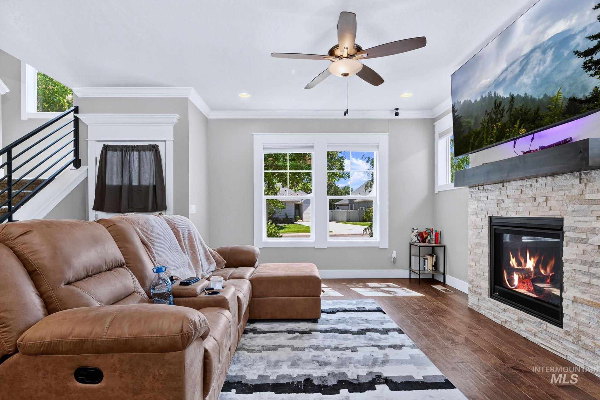 12176 W Bridger Bay Dr., Star, Idaho 83669, 3 Bedrooms, 2.5 Bathrooms, Residential For Sale, Price $409,000,MLS 98998594