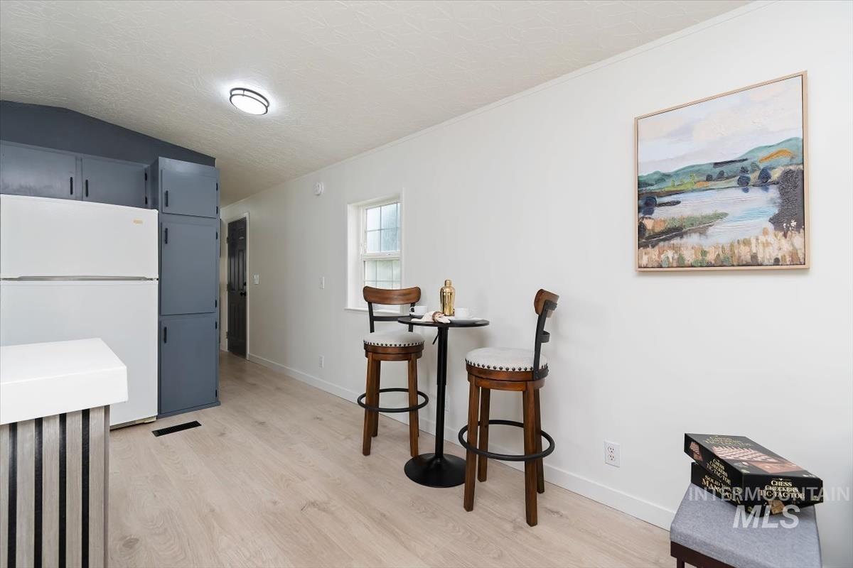 790 N Riviera Drive unit #7, Boise, Idaho 83703, 2 Bedrooms, 1 Bathroom, Residential For Sale, Price $69,900,MLS 98998598