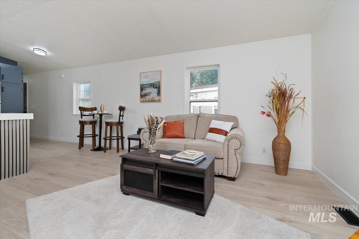 790 N Riviera Drive unit #7, Boise, Idaho 83703, 2 Bedrooms, 1 Bathroom, Residential For Sale, Price $69,900,MLS 98998598