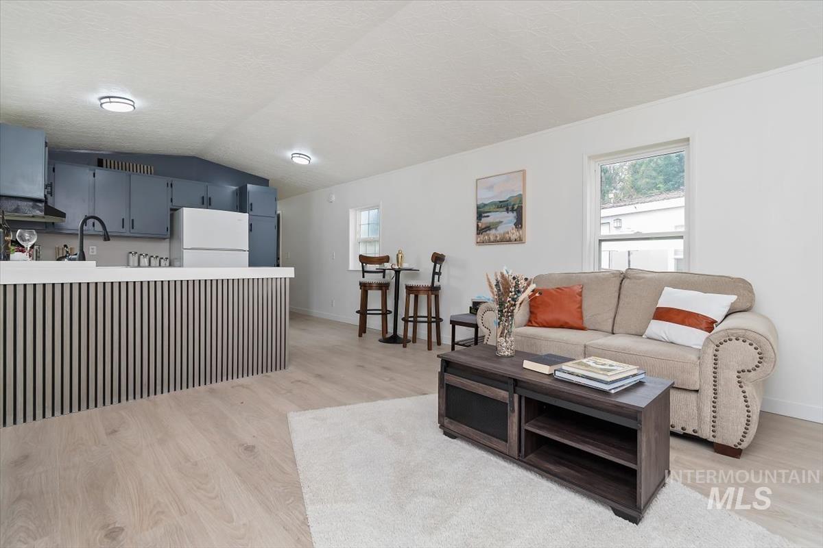 790 N Riviera Drive unit #7, Boise, Idaho 83703, 2 Bedrooms, 1 Bathroom, Residential For Sale, Price $69,900,MLS 98998598