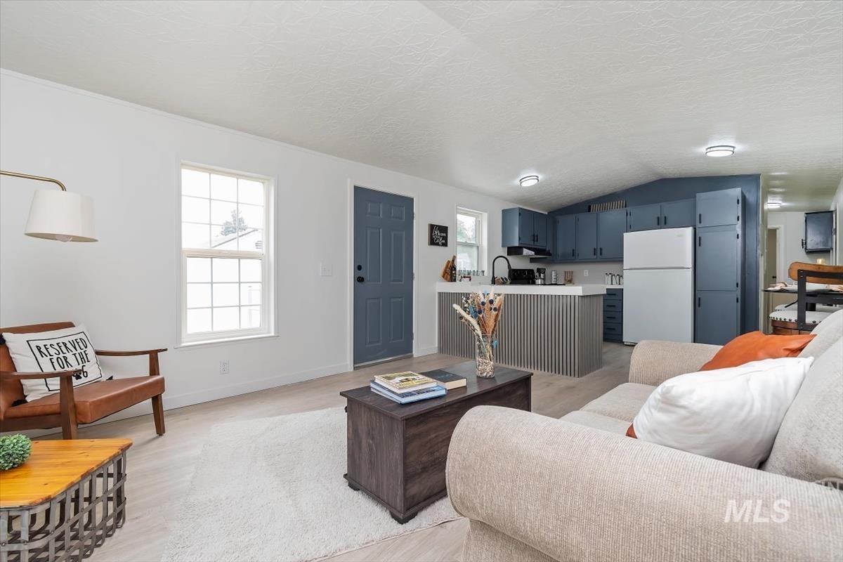 790 N Riviera Drive unit #7, Boise, Idaho 83703, 2 Bedrooms, 1 Bathroom, Residential For Sale, Price $69,900,MLS 98998598